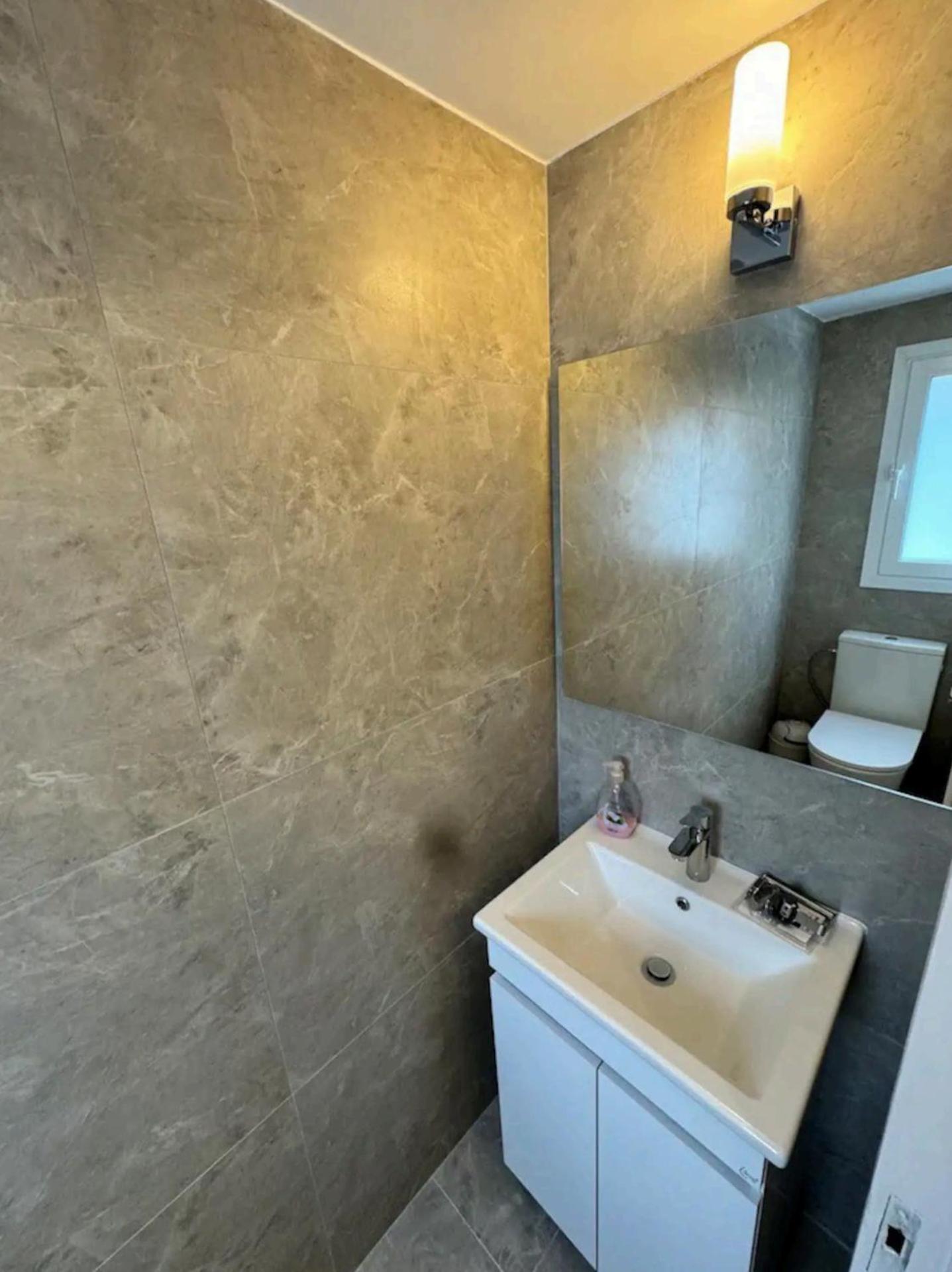 Stunning & Cosy, Direct Pool Access, 2BR, with Private Patio! Serenity Townhouse