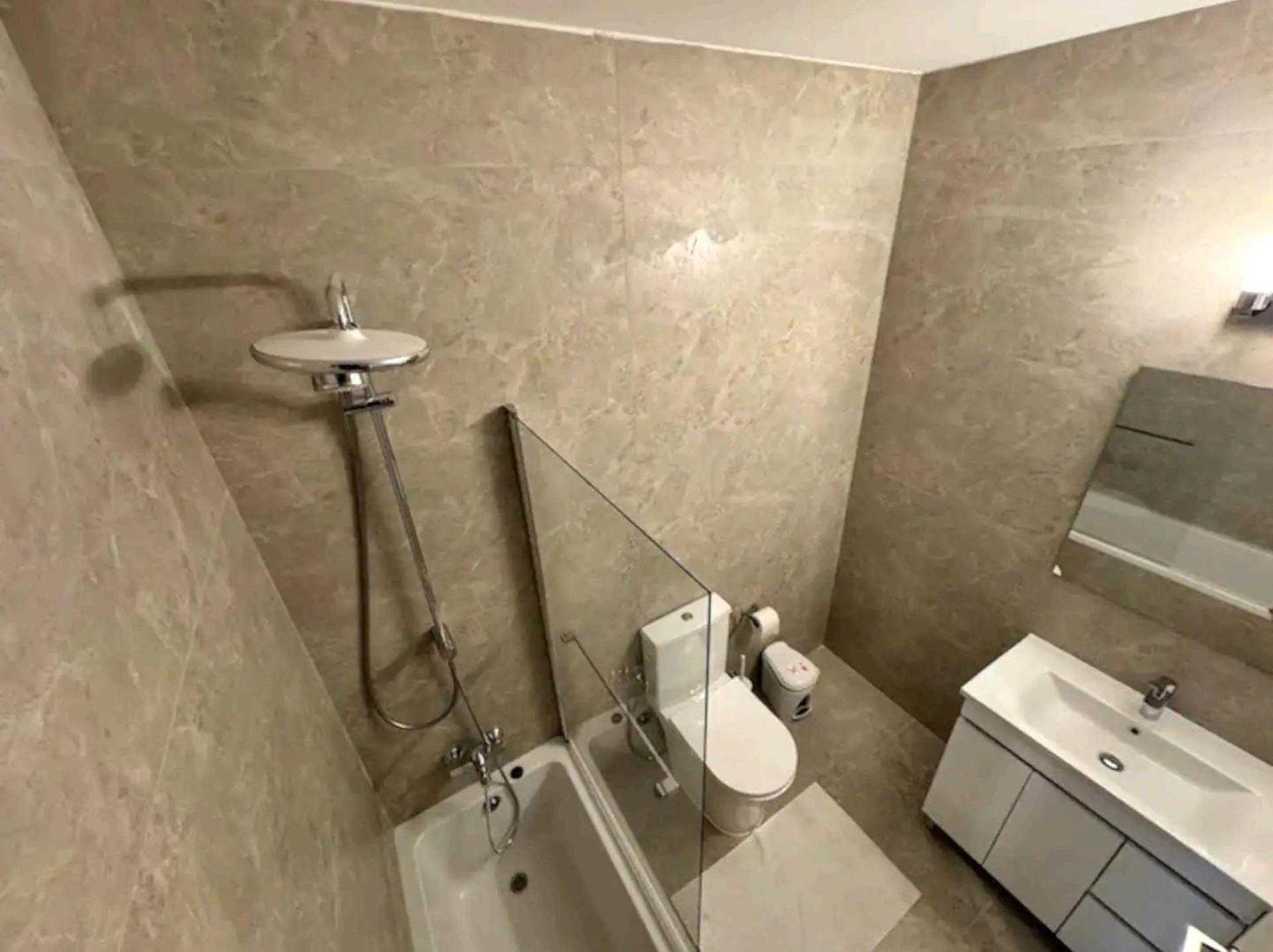 Stunning & Cosy, Direct Pool Access, 2BR, with Private Patio! Serenity Townhouse
