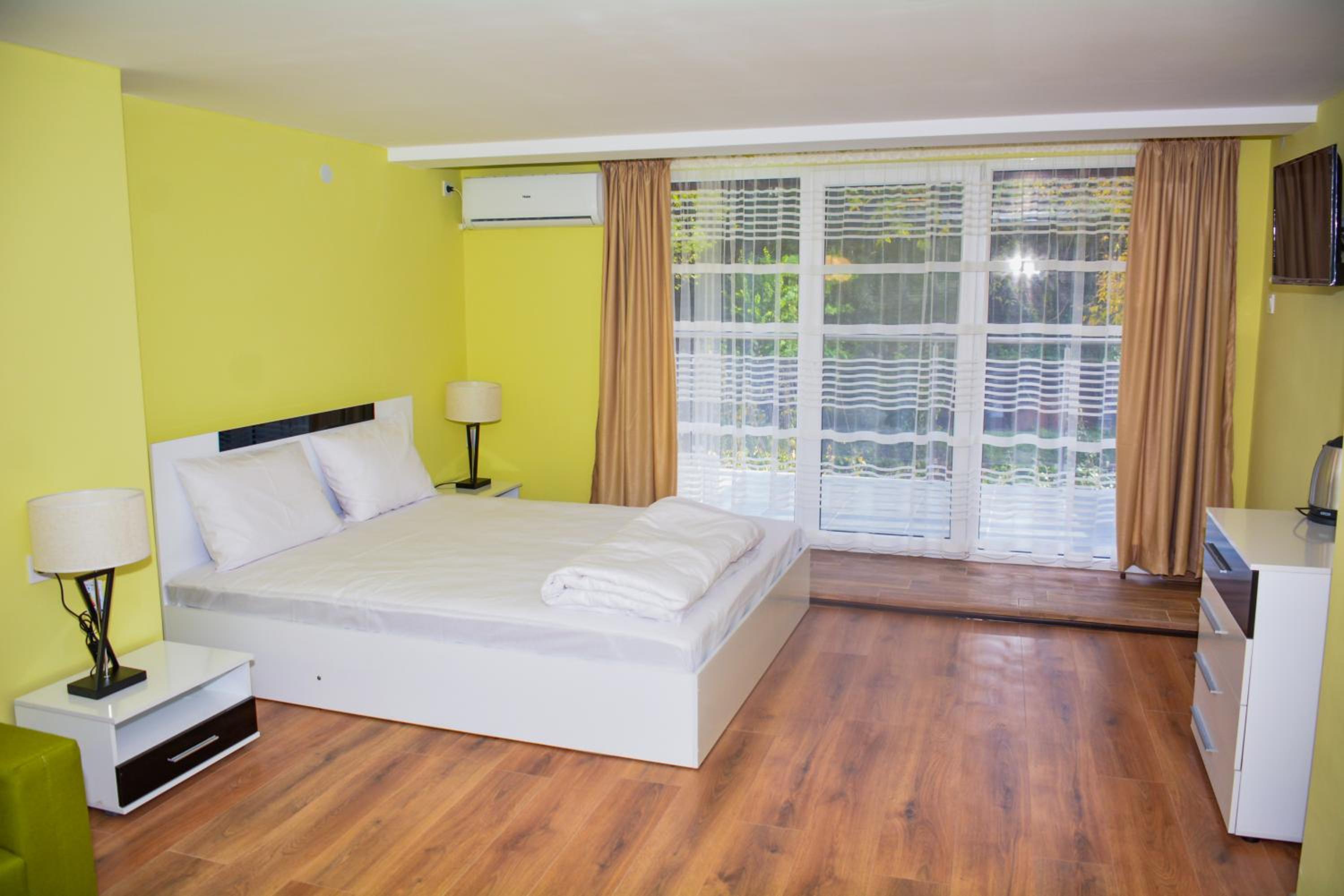 Rade III-Vratsa Exclusive mountain view