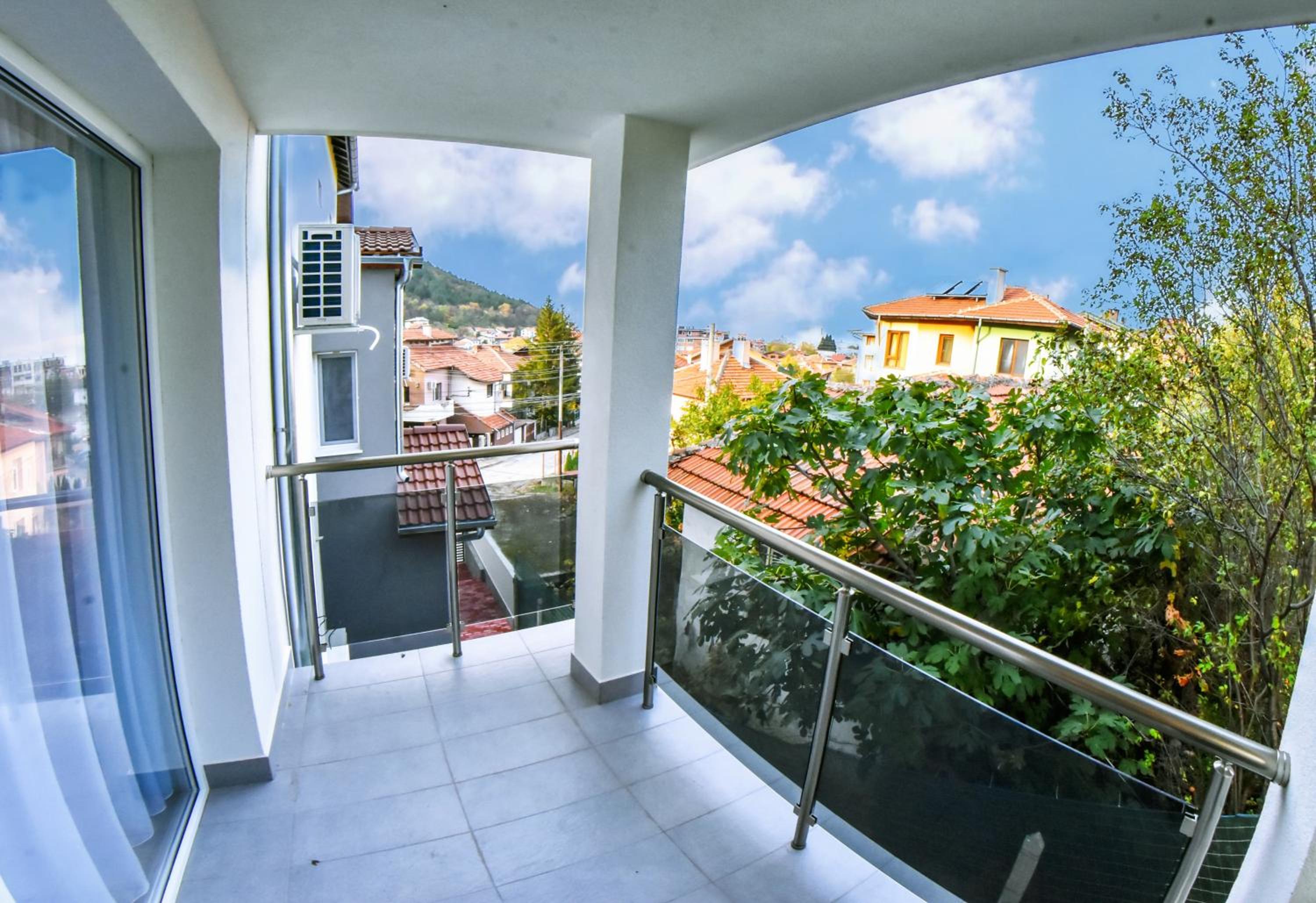 Rade III-Vratsa Exclusive mountain view