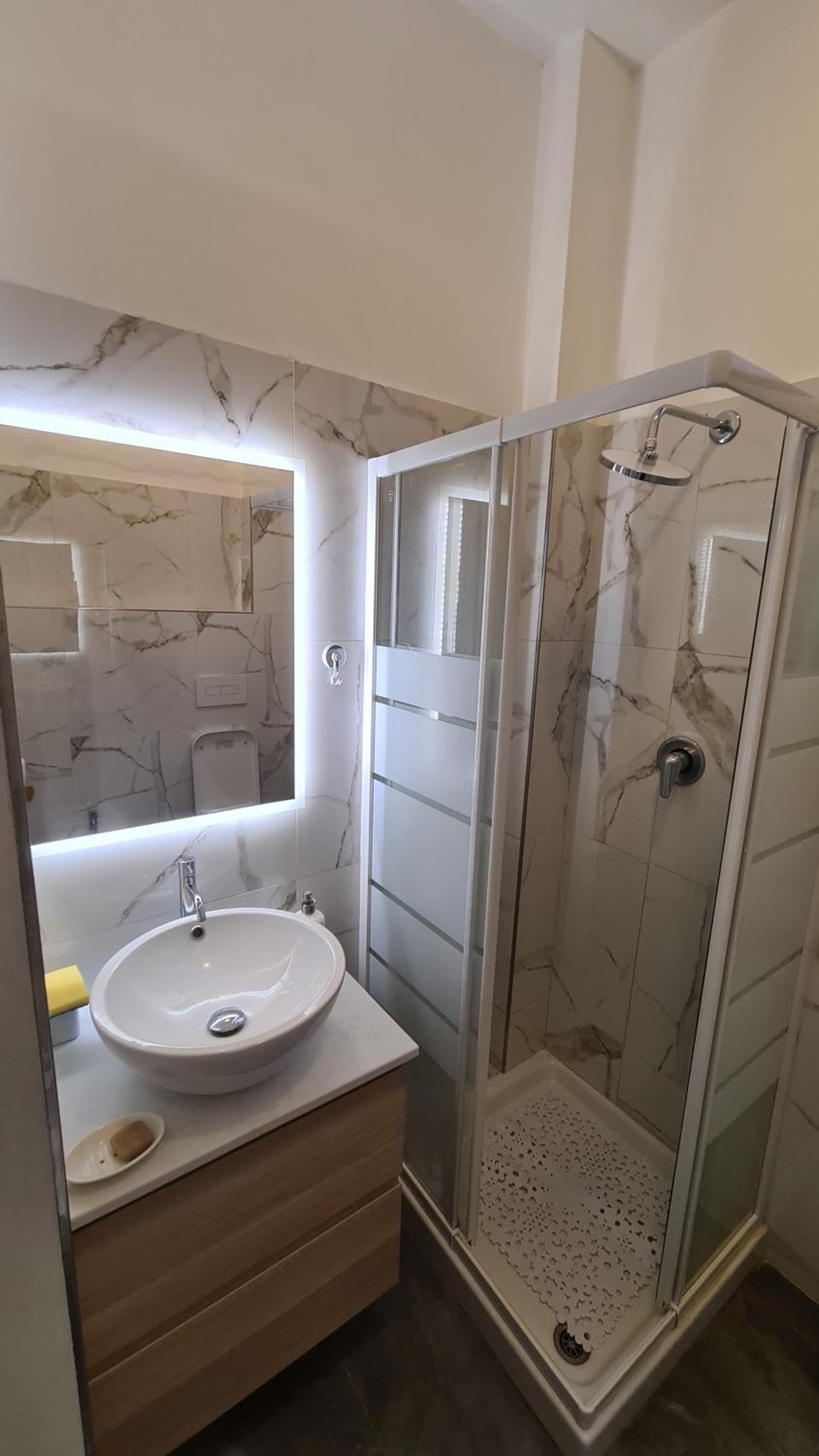 Valentino Guest House