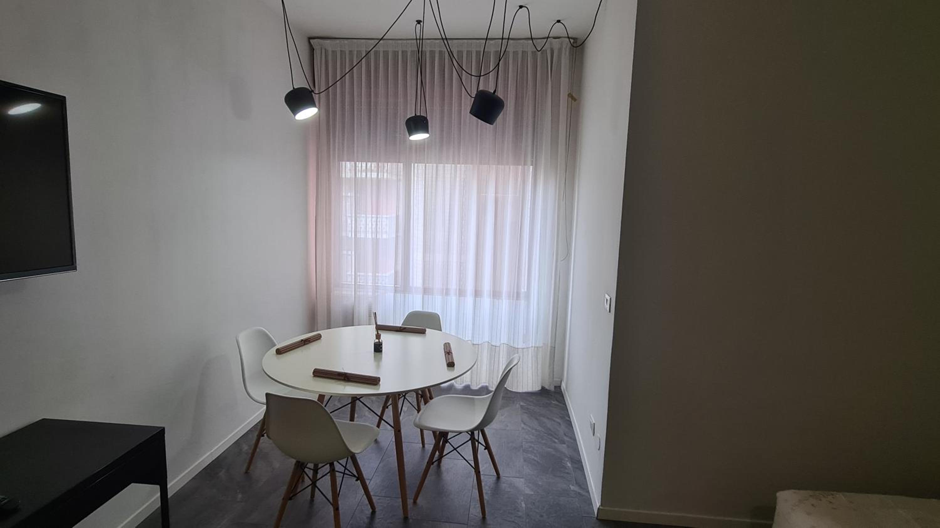 Valentino Guest House