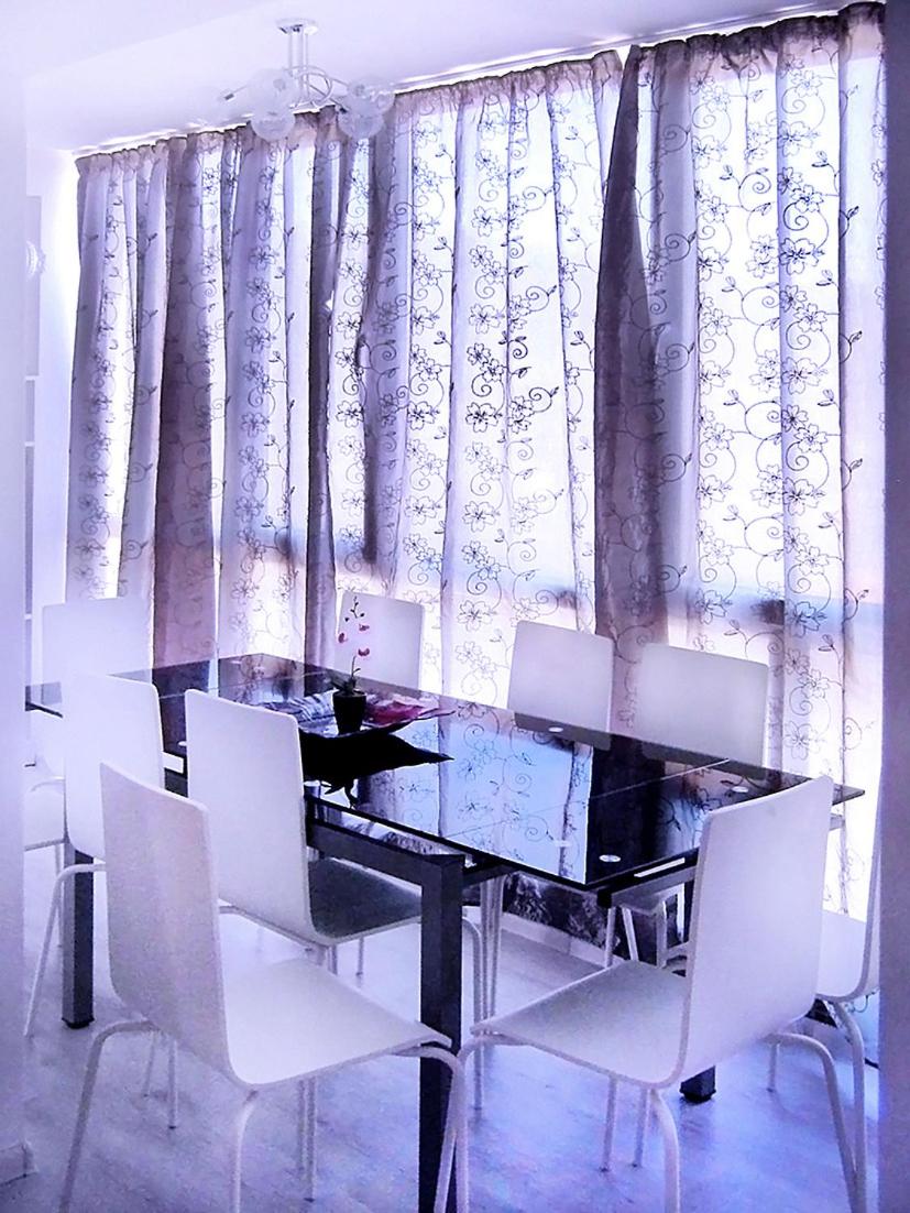 Private apartment with parking and pool