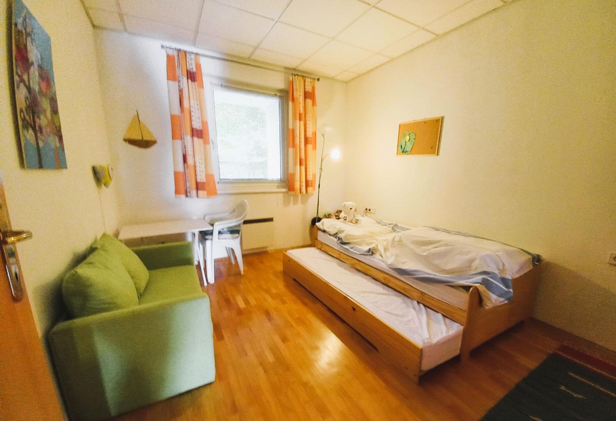 LB5 Seeappartement Haus Landskron mit direktem Seezugang am Ossiachersee