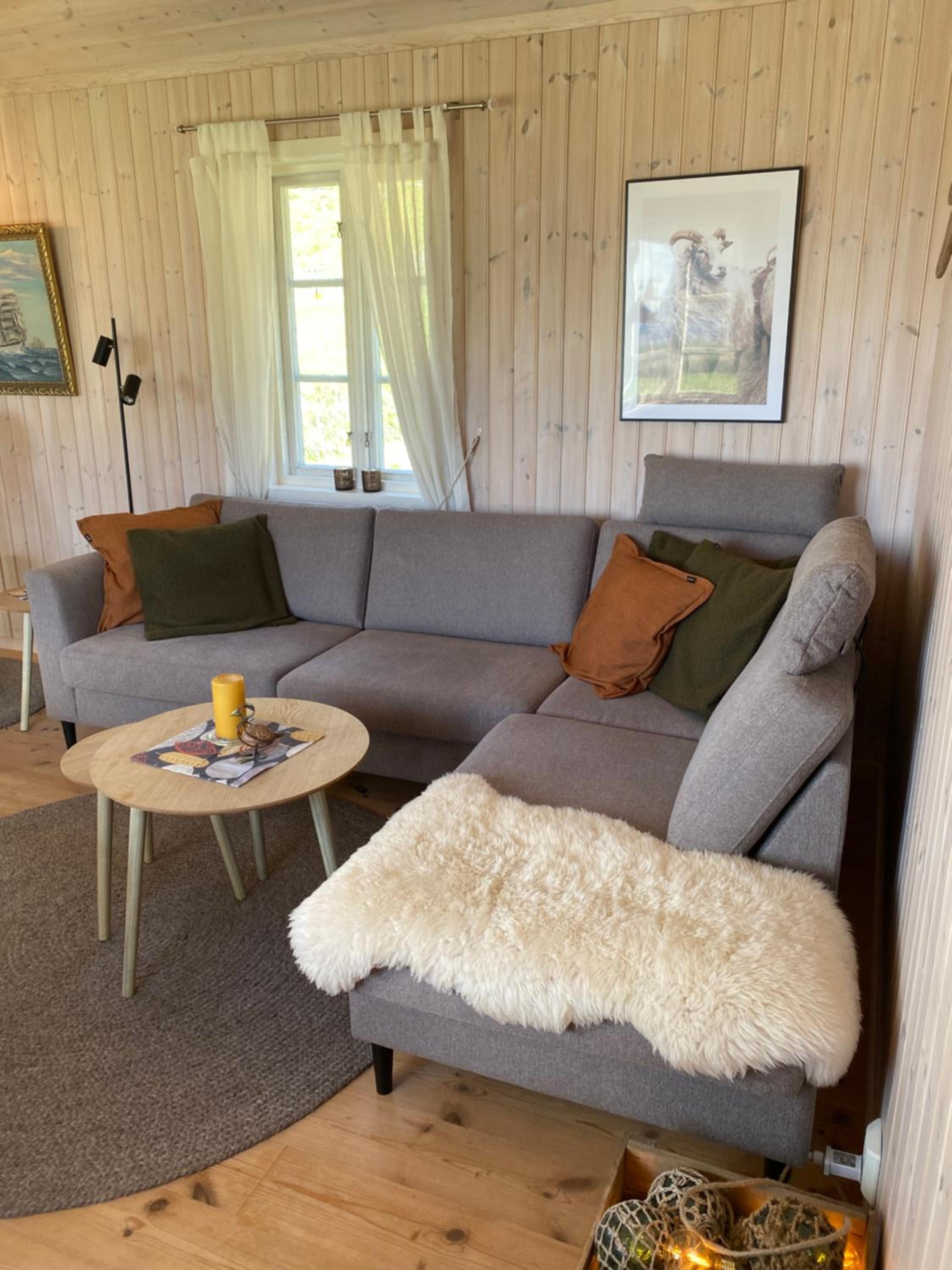 Unstad cabin with seaview