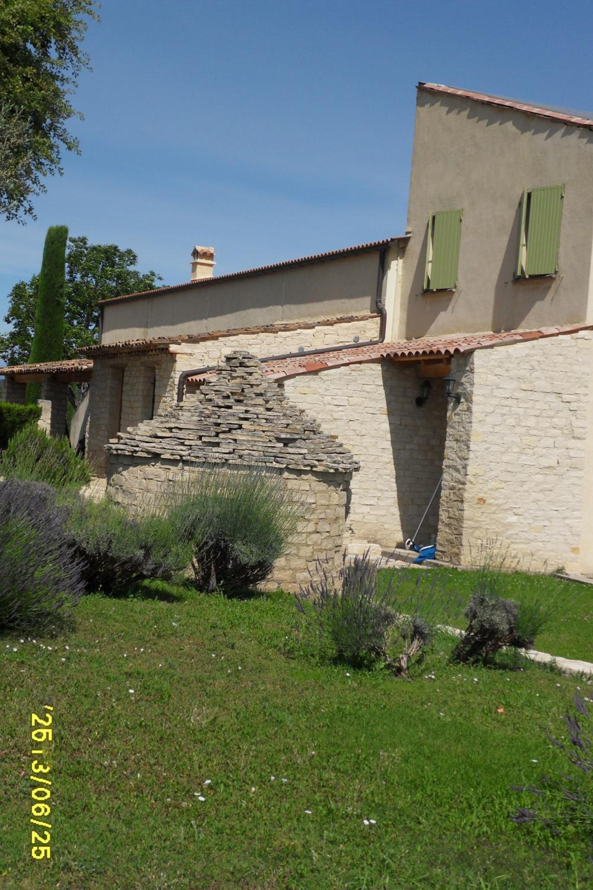 Photo 22