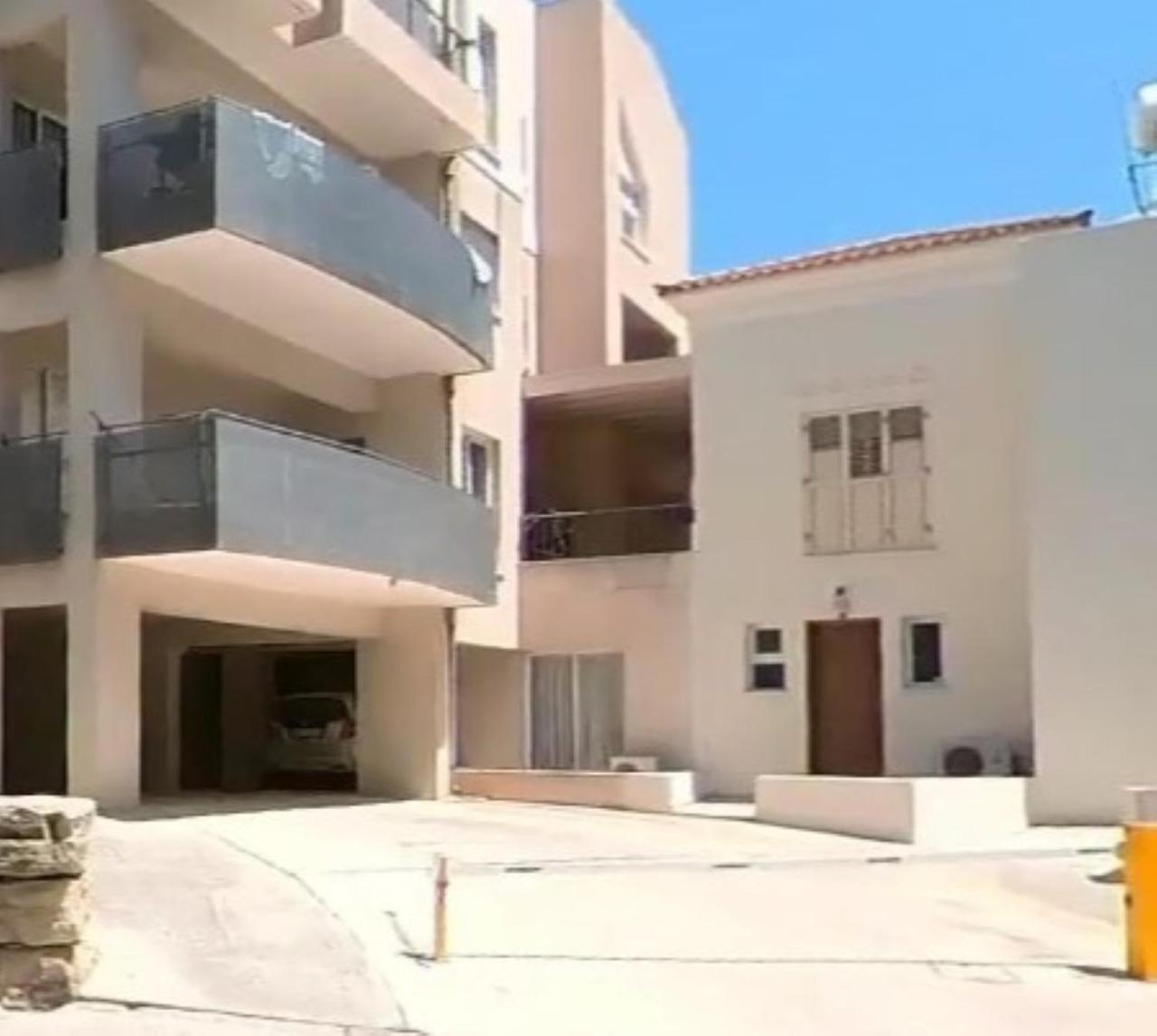 Stunning & Cosy, Direct Pool Access, 2BR, with Private Patio! Serenity Townhouse