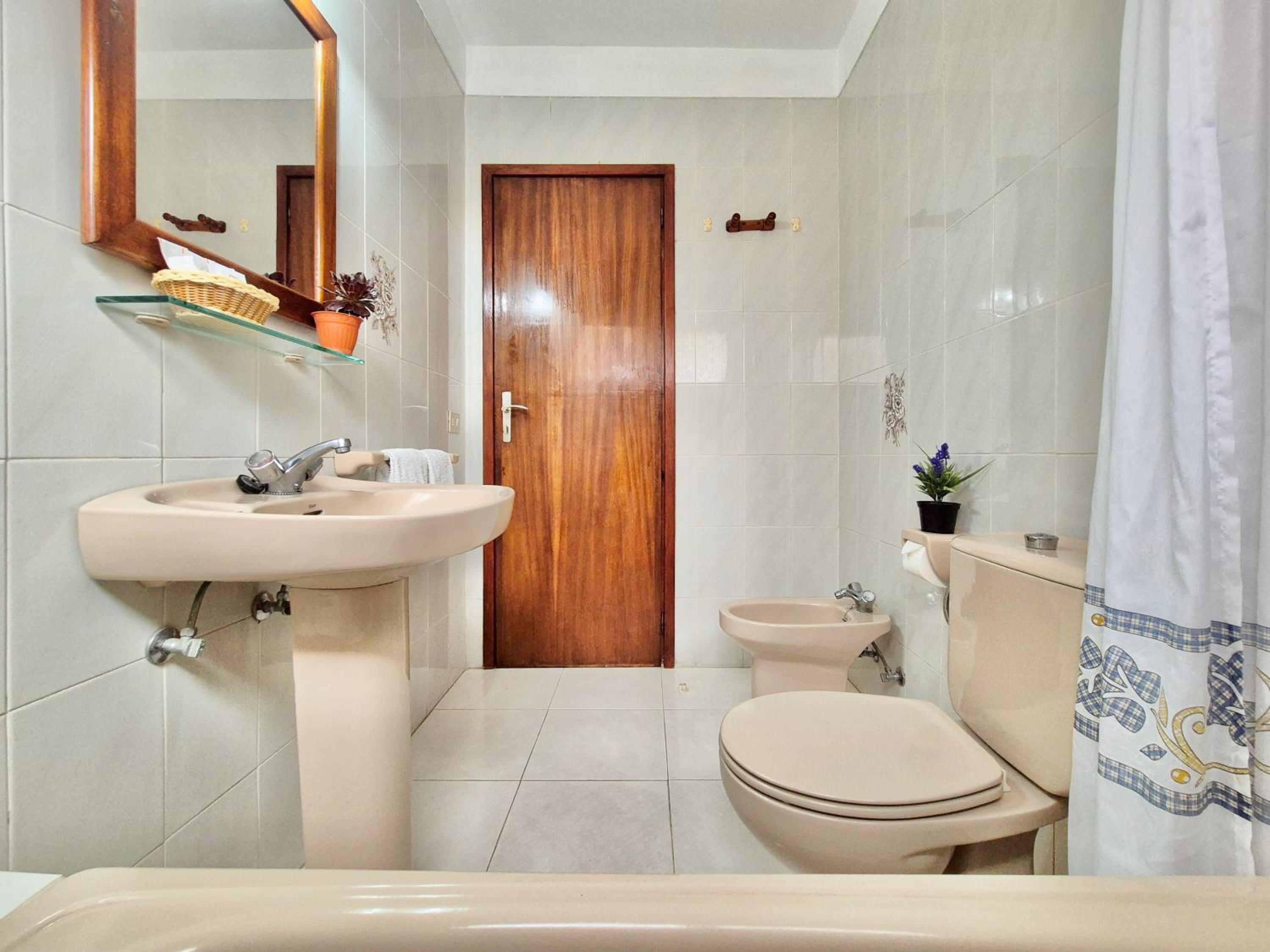 Canaima Apartments