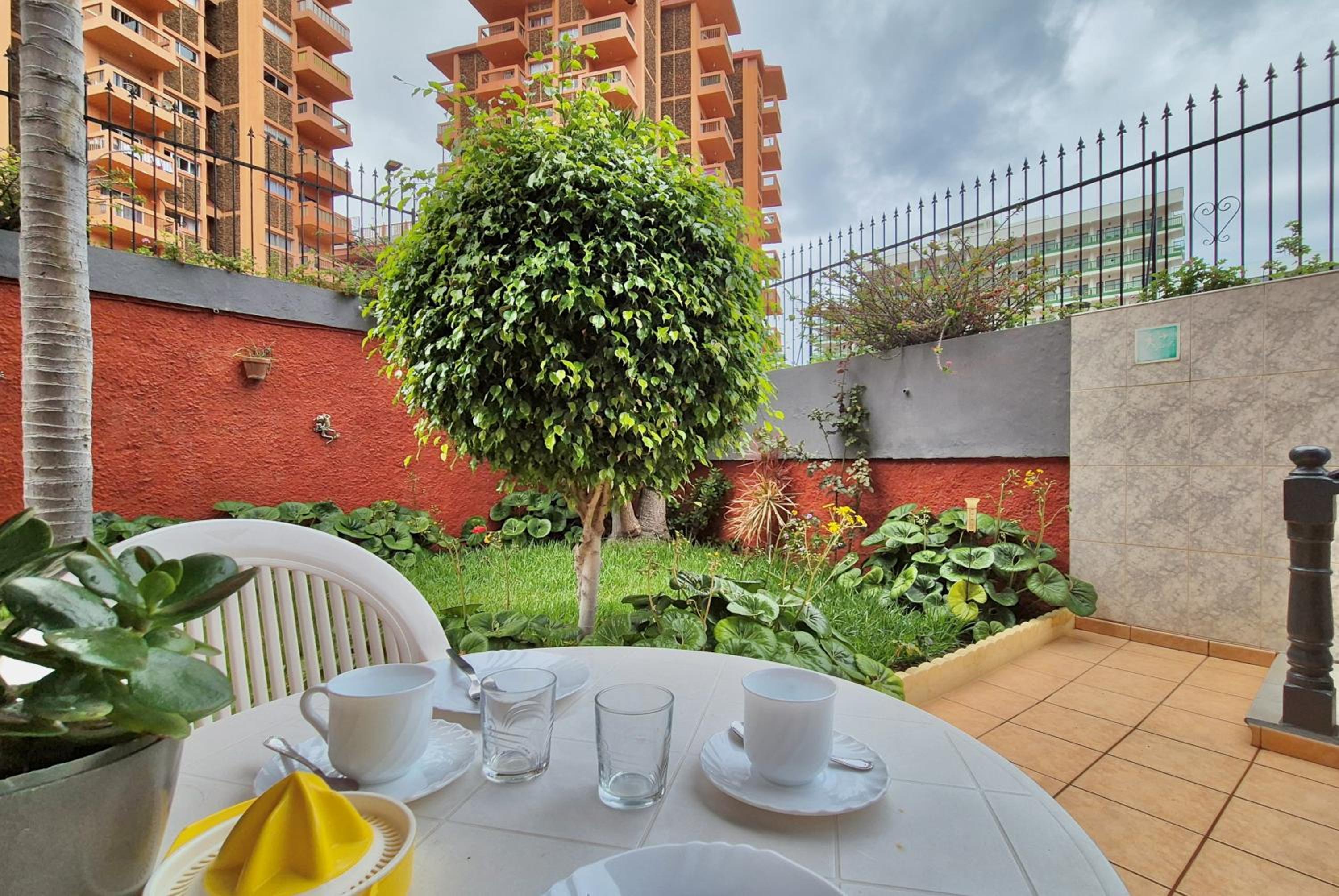 Canaima Apartments