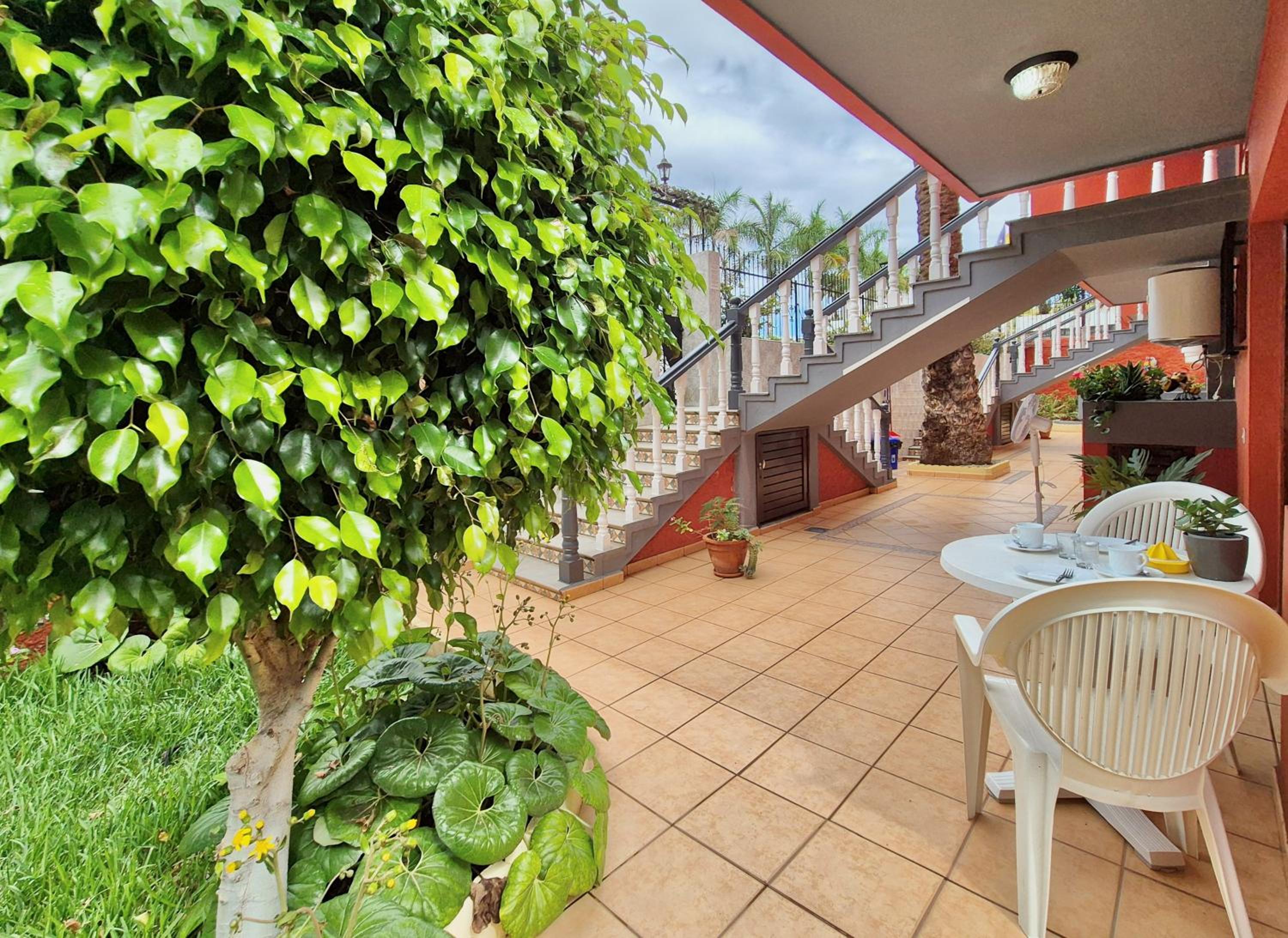 Canaima Apartments