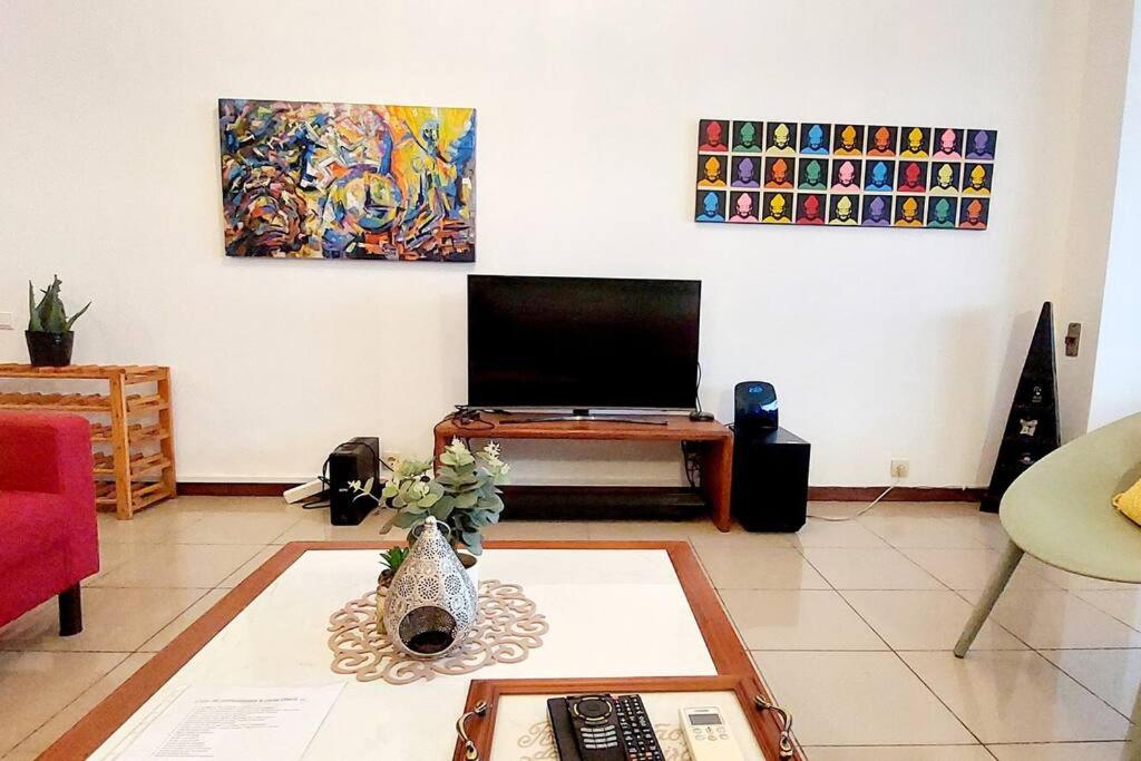 3br Bayfront, Vibrant in central Luanda