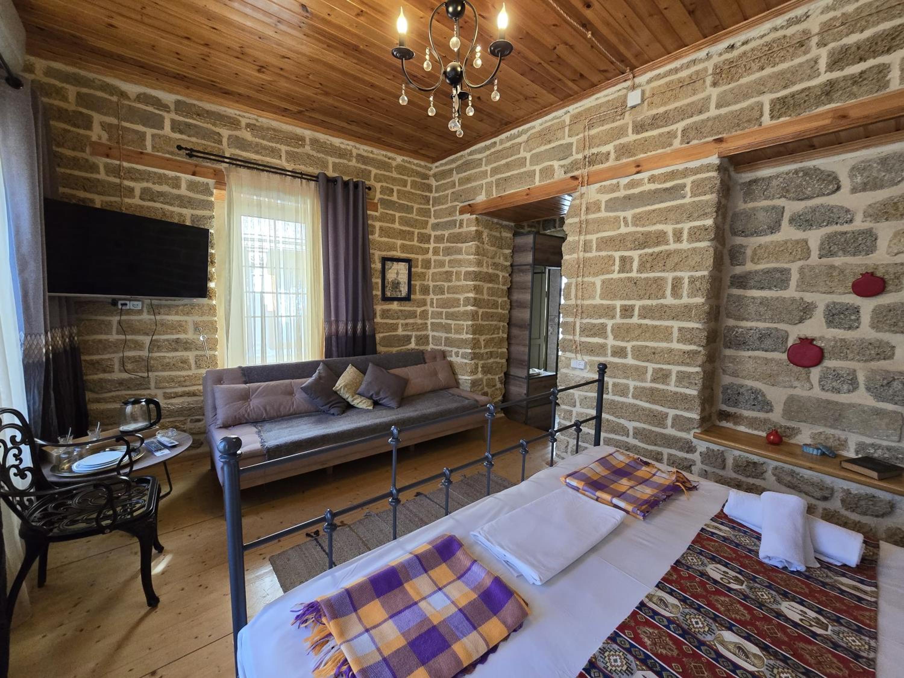 Sazeli Boutique Hotel