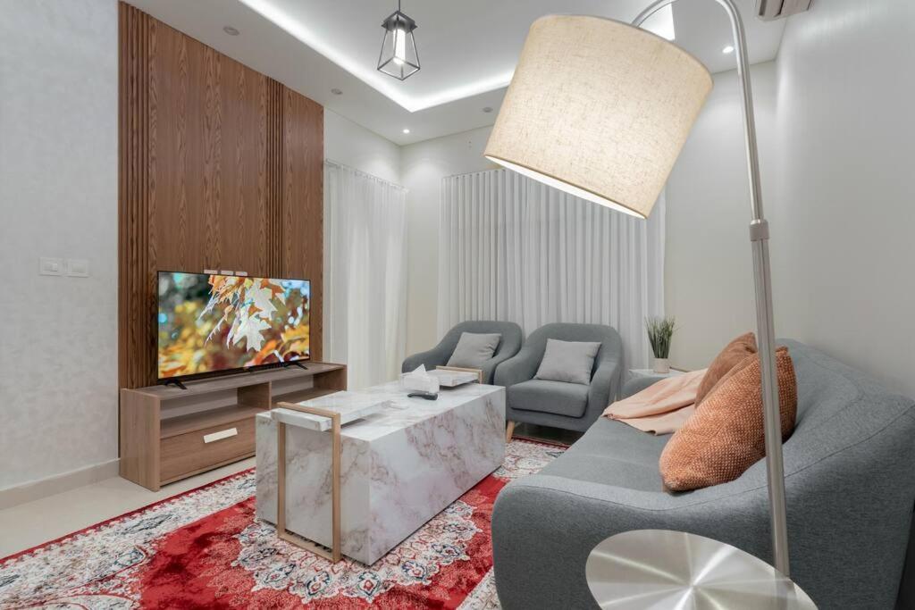 Al Yasmeen heart, 1BDR cozy stylish apartment