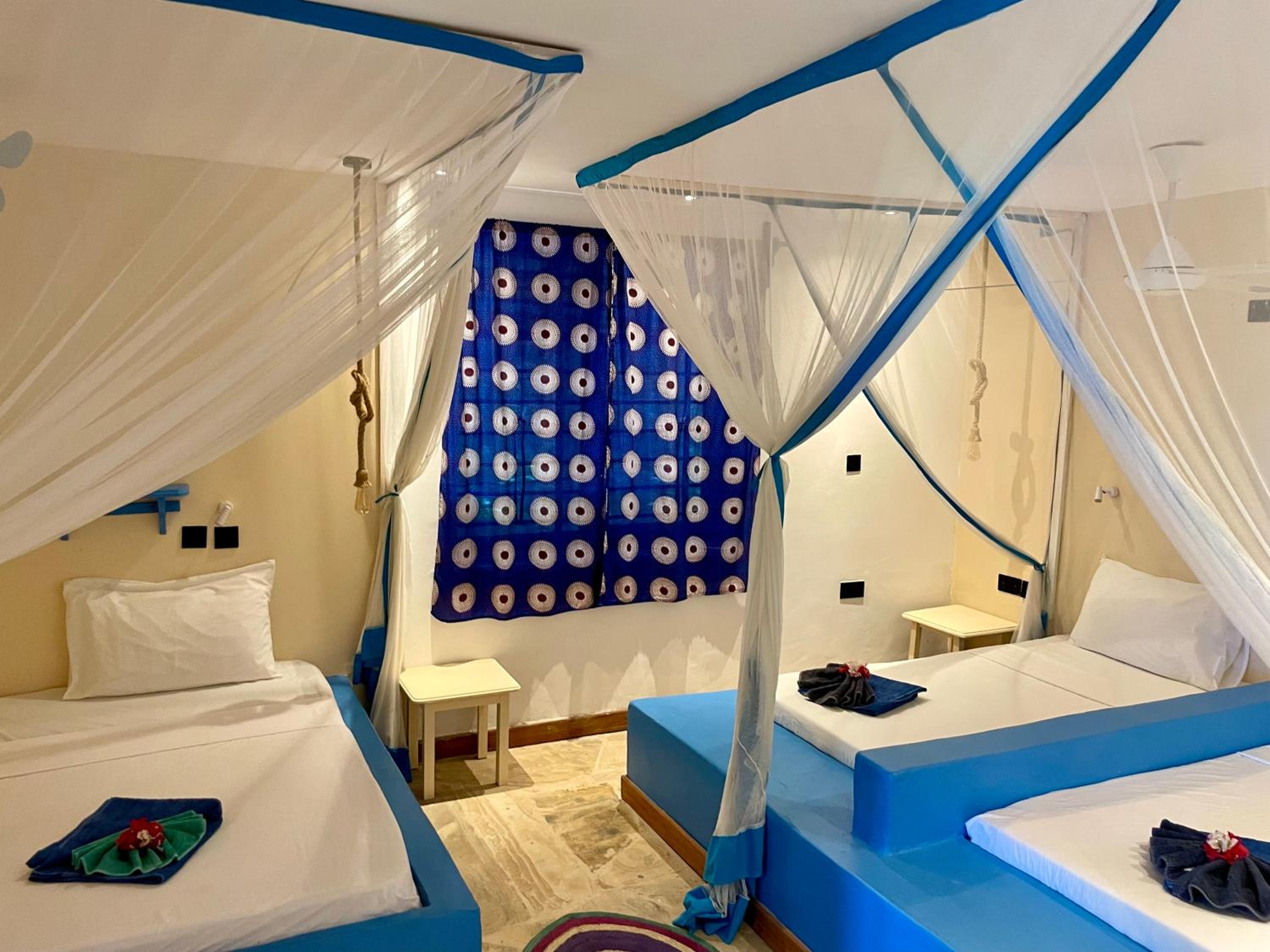 Blue Reef Sport & Fishing Lodge and Bungalows