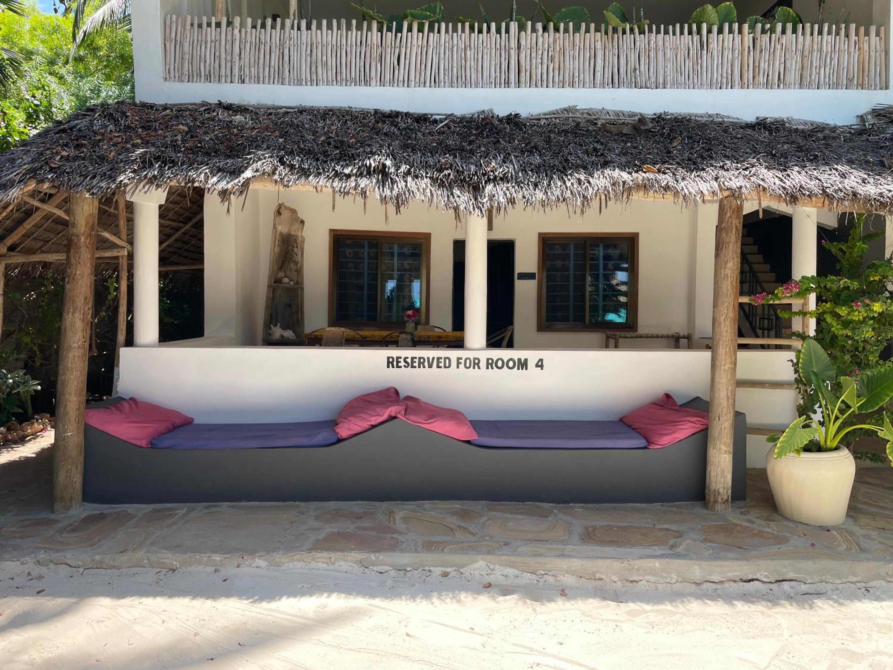 Blue Reef Sport & Fishing Lodge and Bungalows