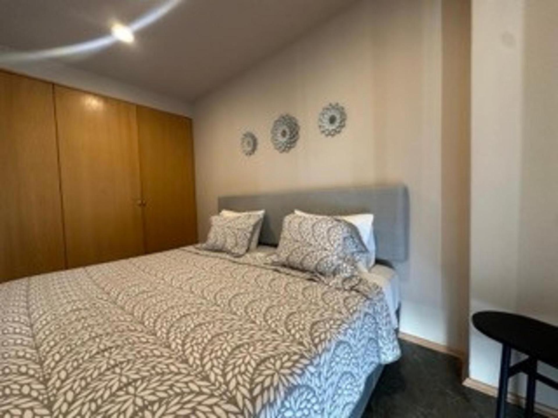 City Charm 3-Bed Apartment in Mexico City photo 3