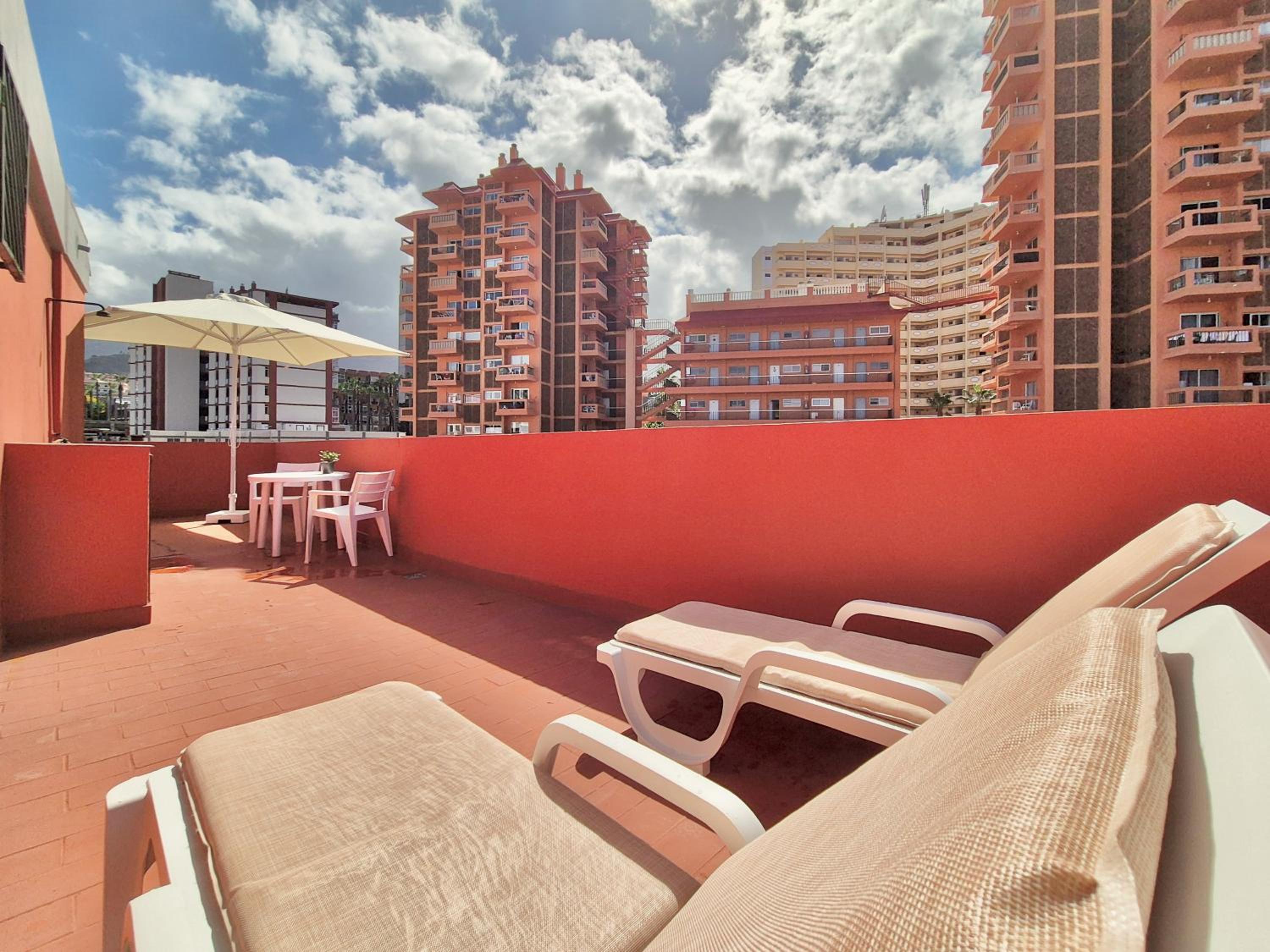 Canaima Apartments