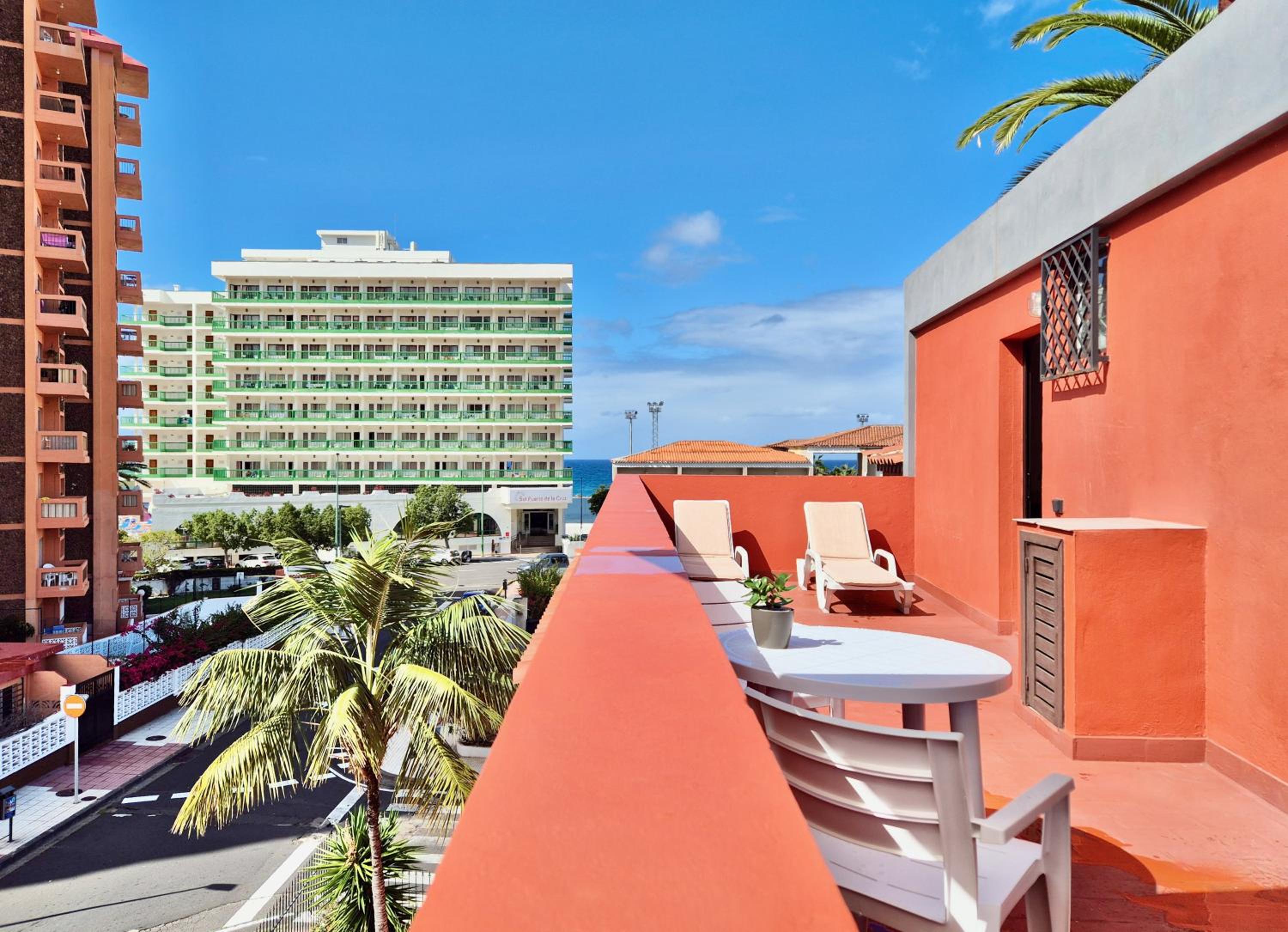 Canaima Apartments