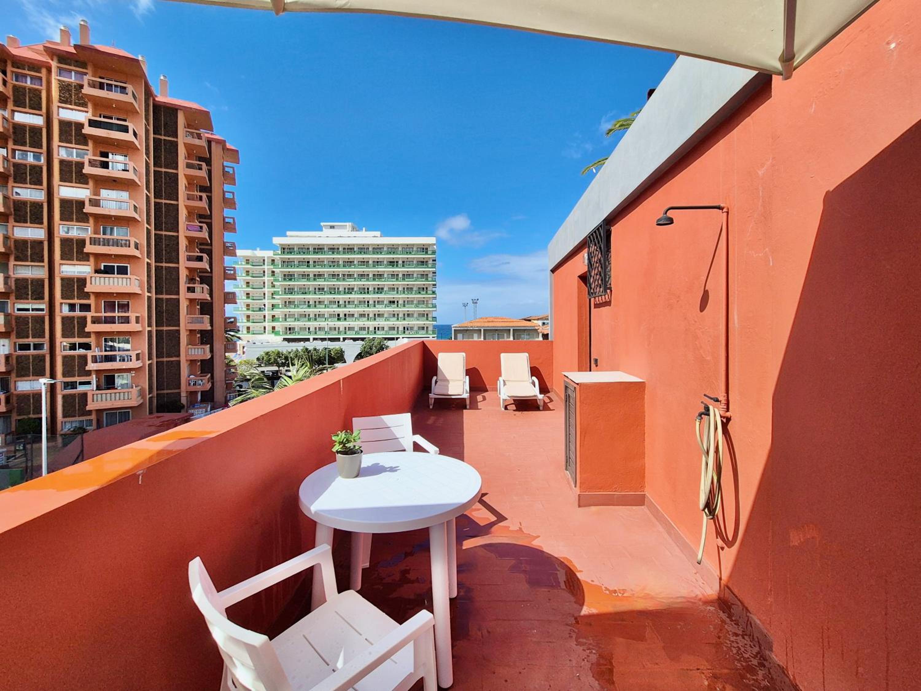 Canaima Apartments