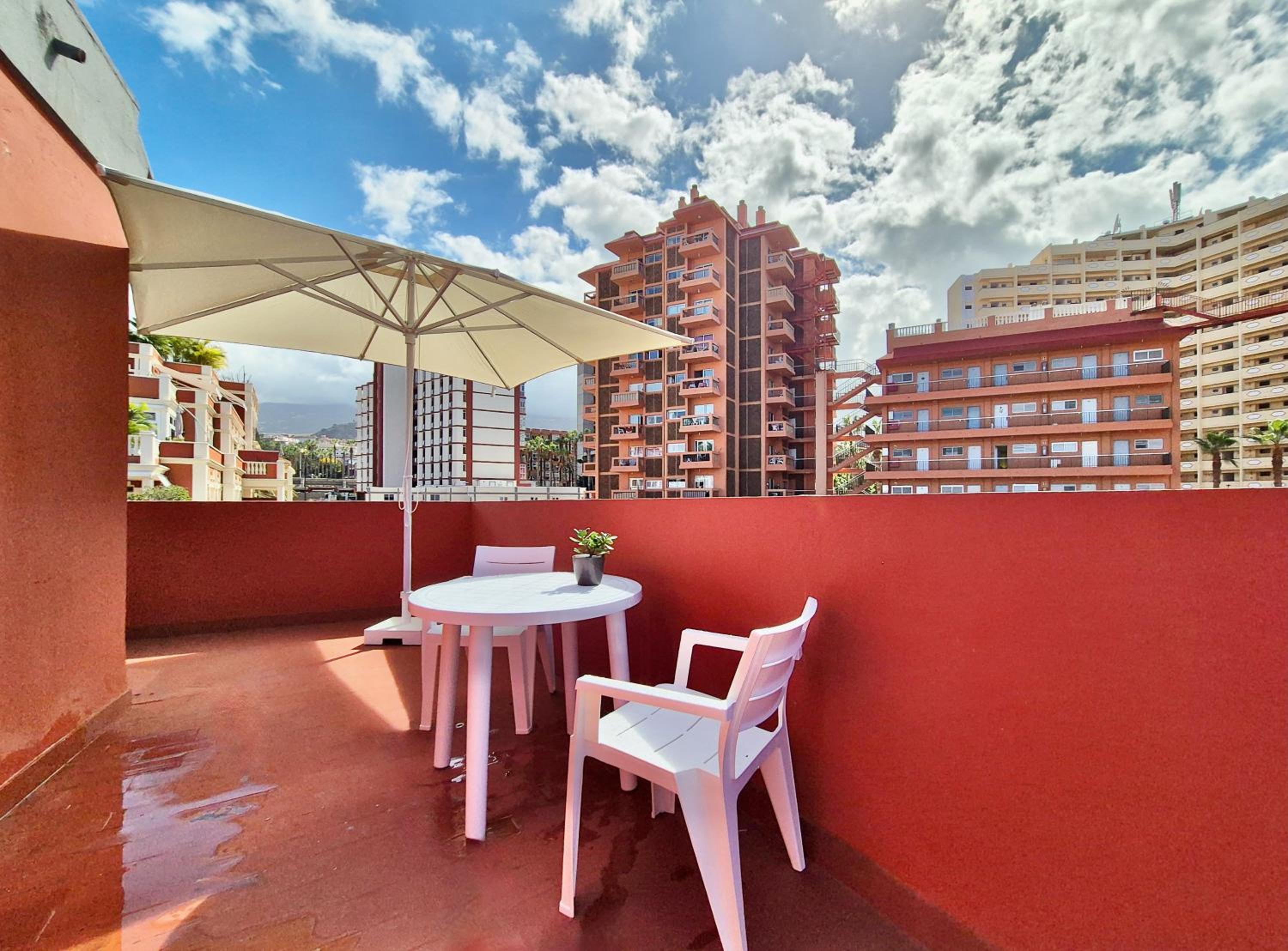 Canaima Apartments