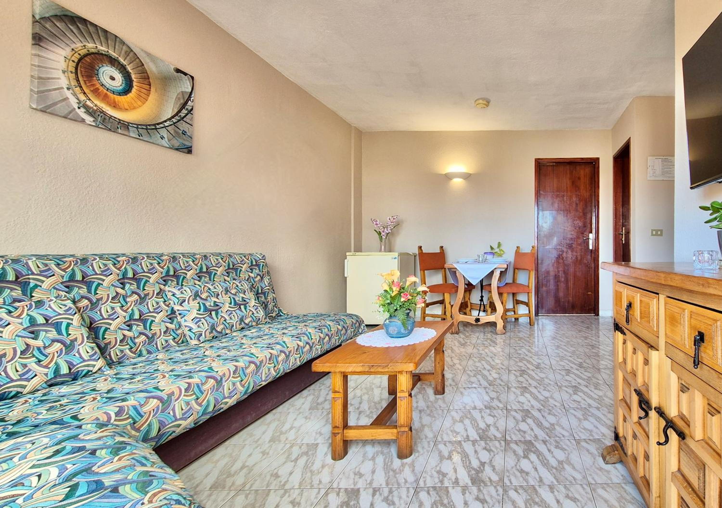 Canaima Apartments