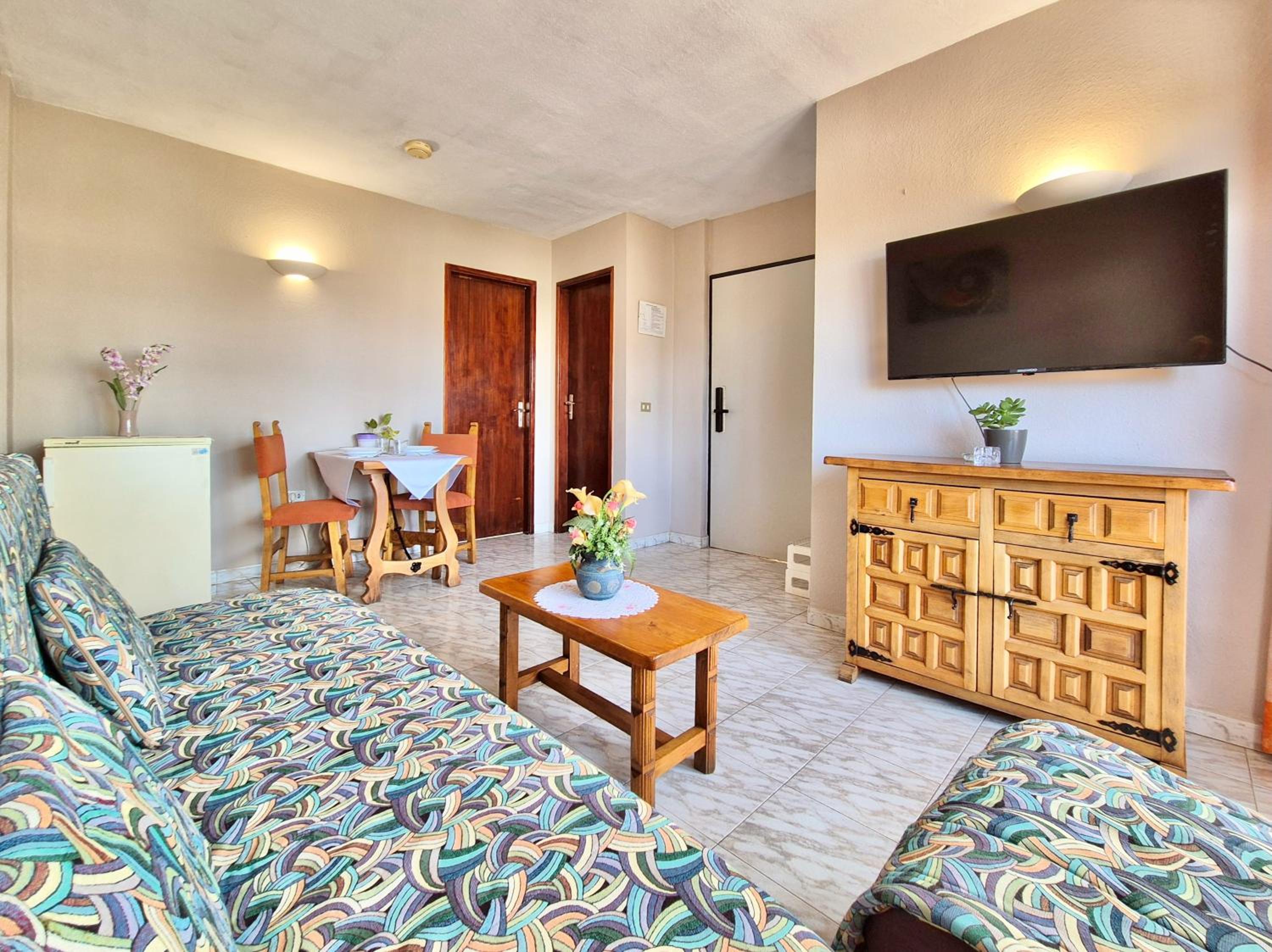 Canaima Apartments