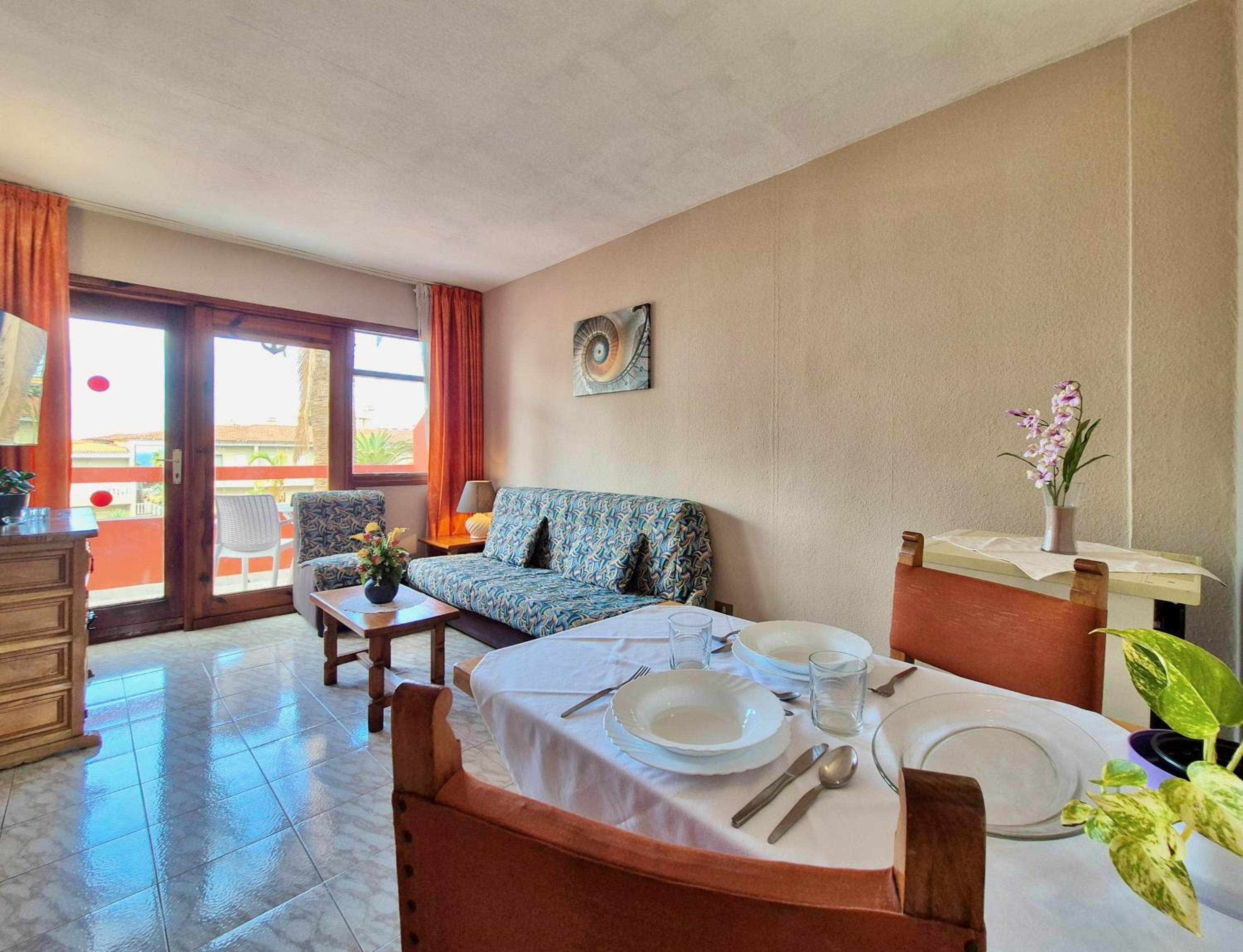 Canaima Apartments
