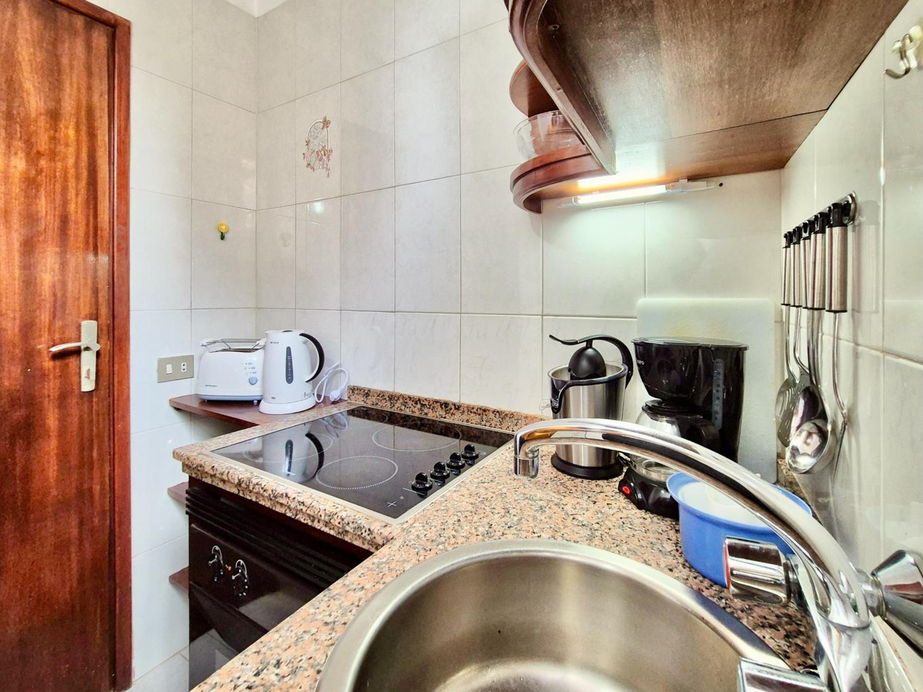 Canaima Apartments