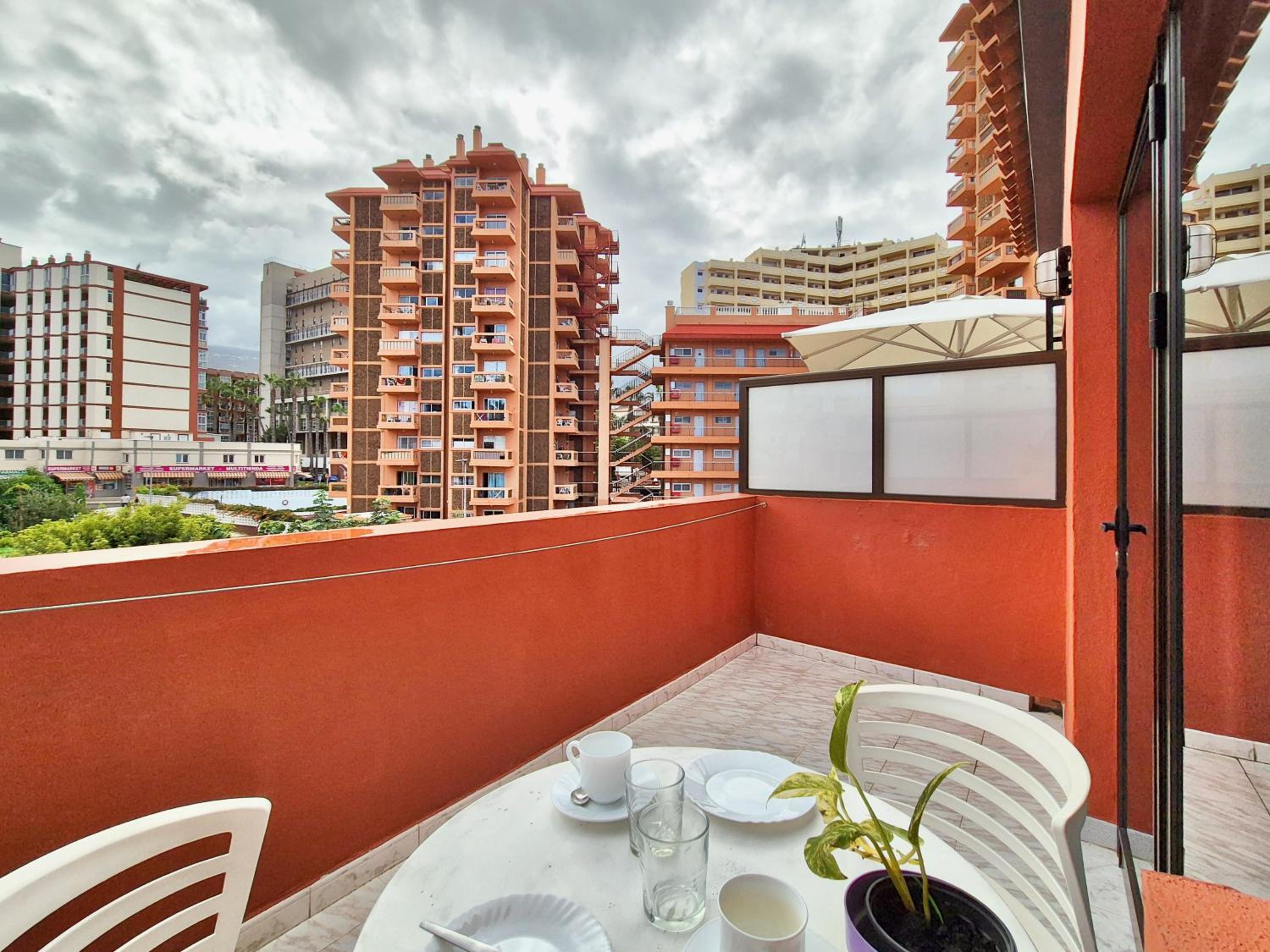 Canaima Apartments