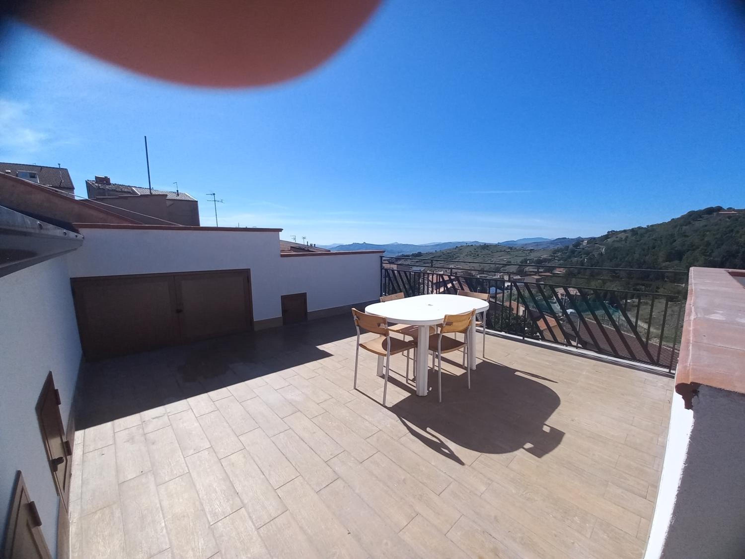 BB Cesarò Mariolo house view 2