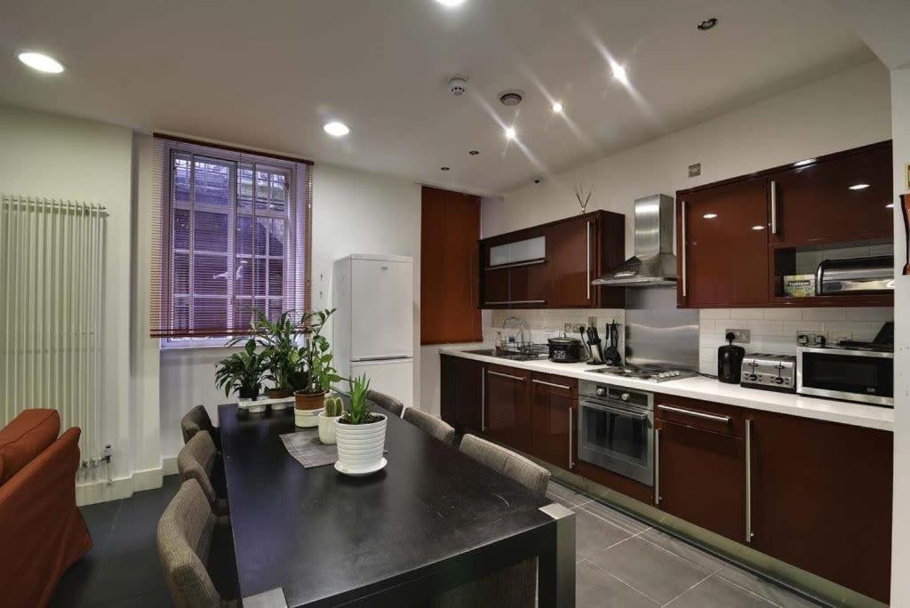 Student Only Accommodation at AXO Oxford Circus near The Regent's Park in London