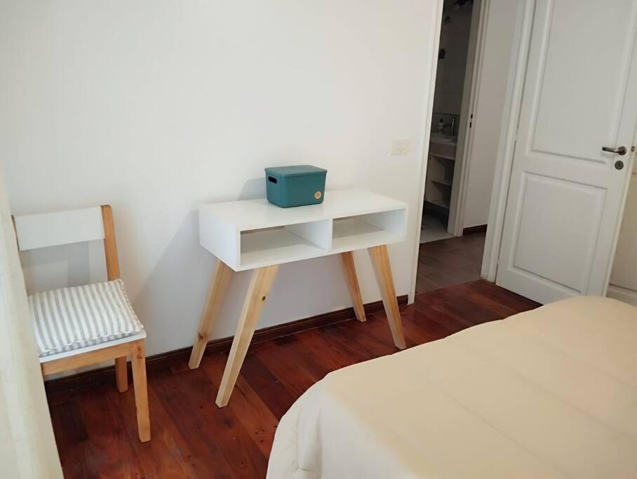 Departamento Barrancas, excelente ubicación, muy amplio, con seguridad