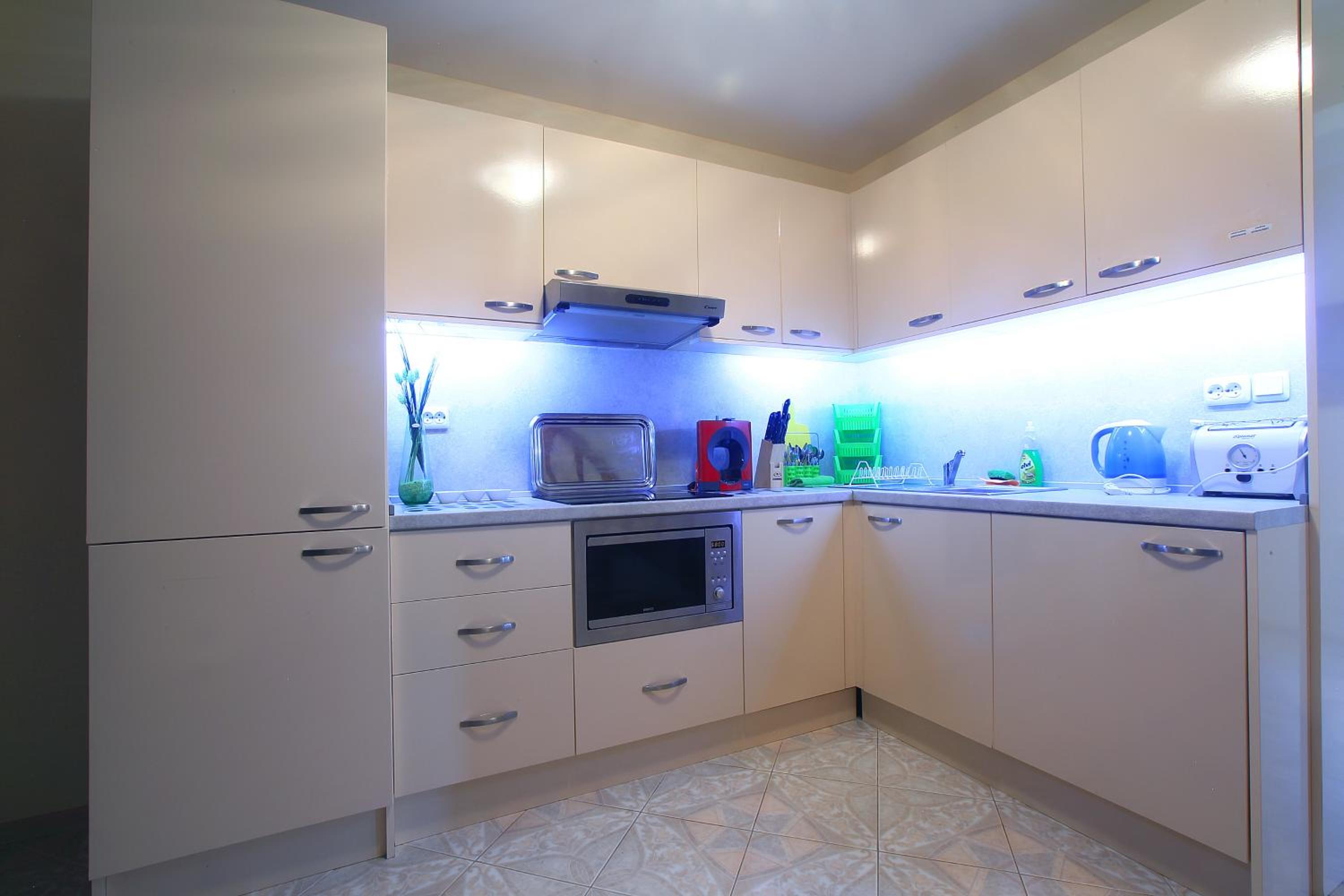 Private apartment with parking and pool