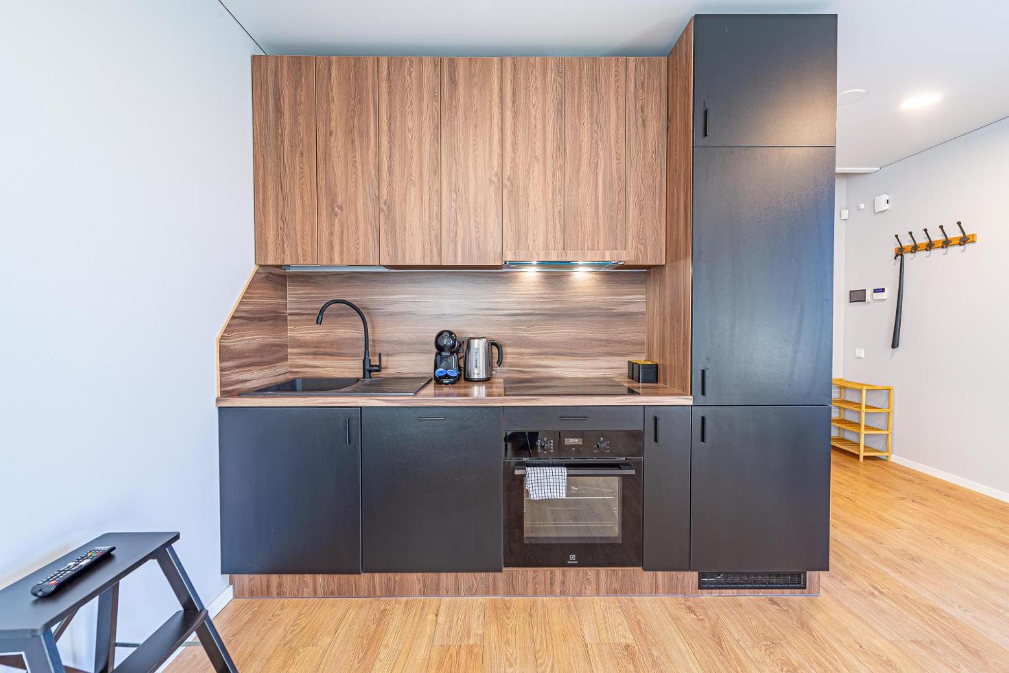Oak Park Apartment view 4