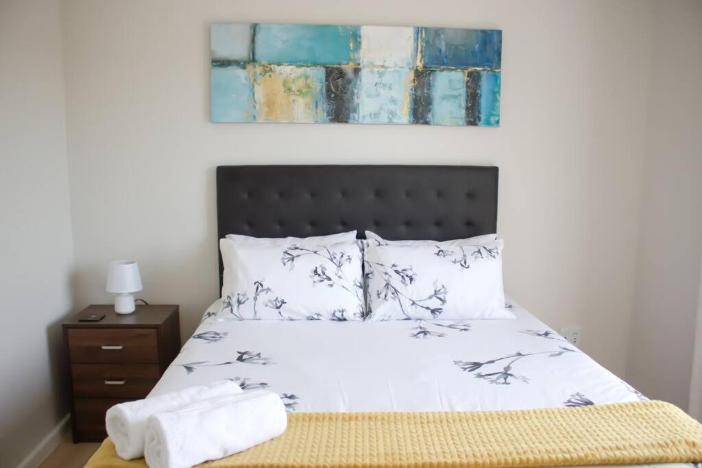 Coastal Beach & Mountain Retreat