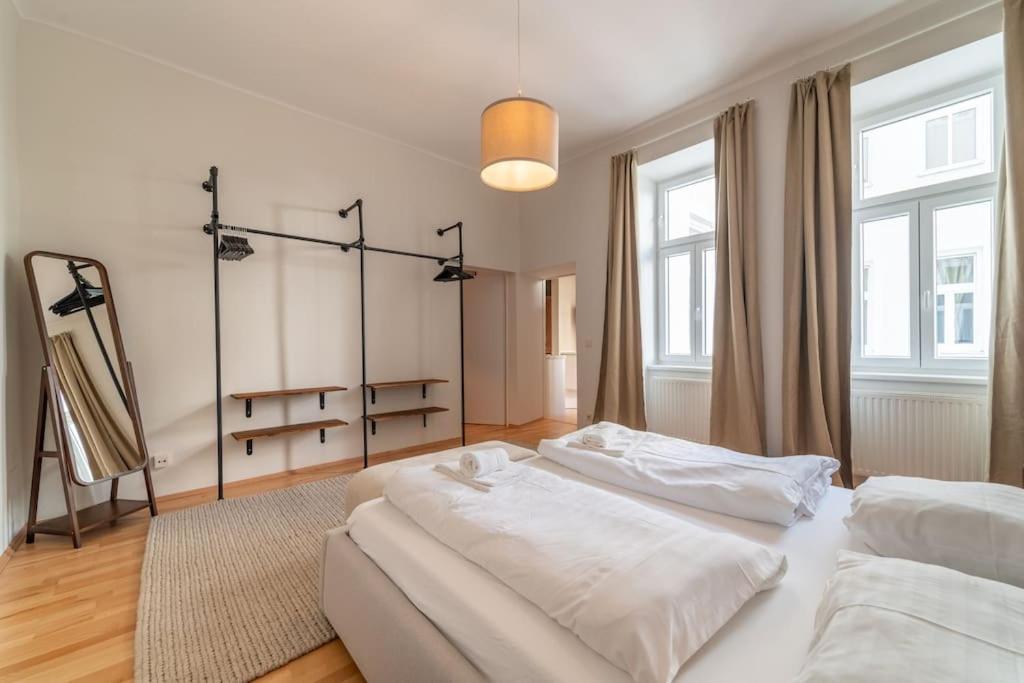 josef's home I Vienna Charm Apartment I 02