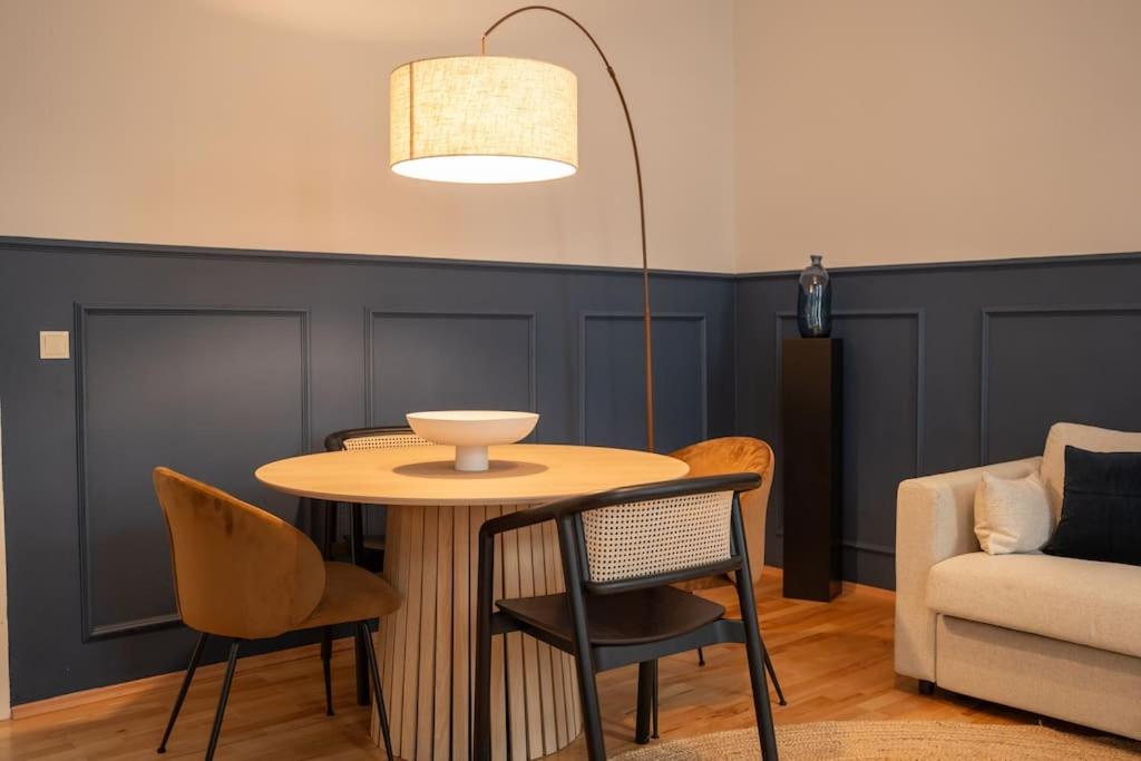 josef's home I Vienna Charm Apartment I 02
