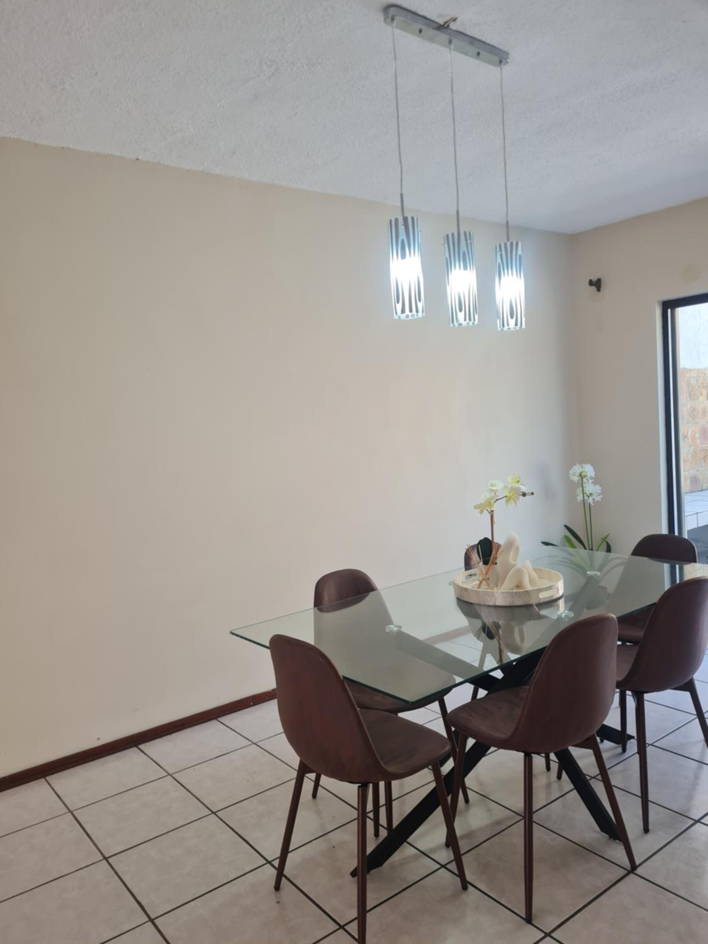 09 Windsor Place view 3