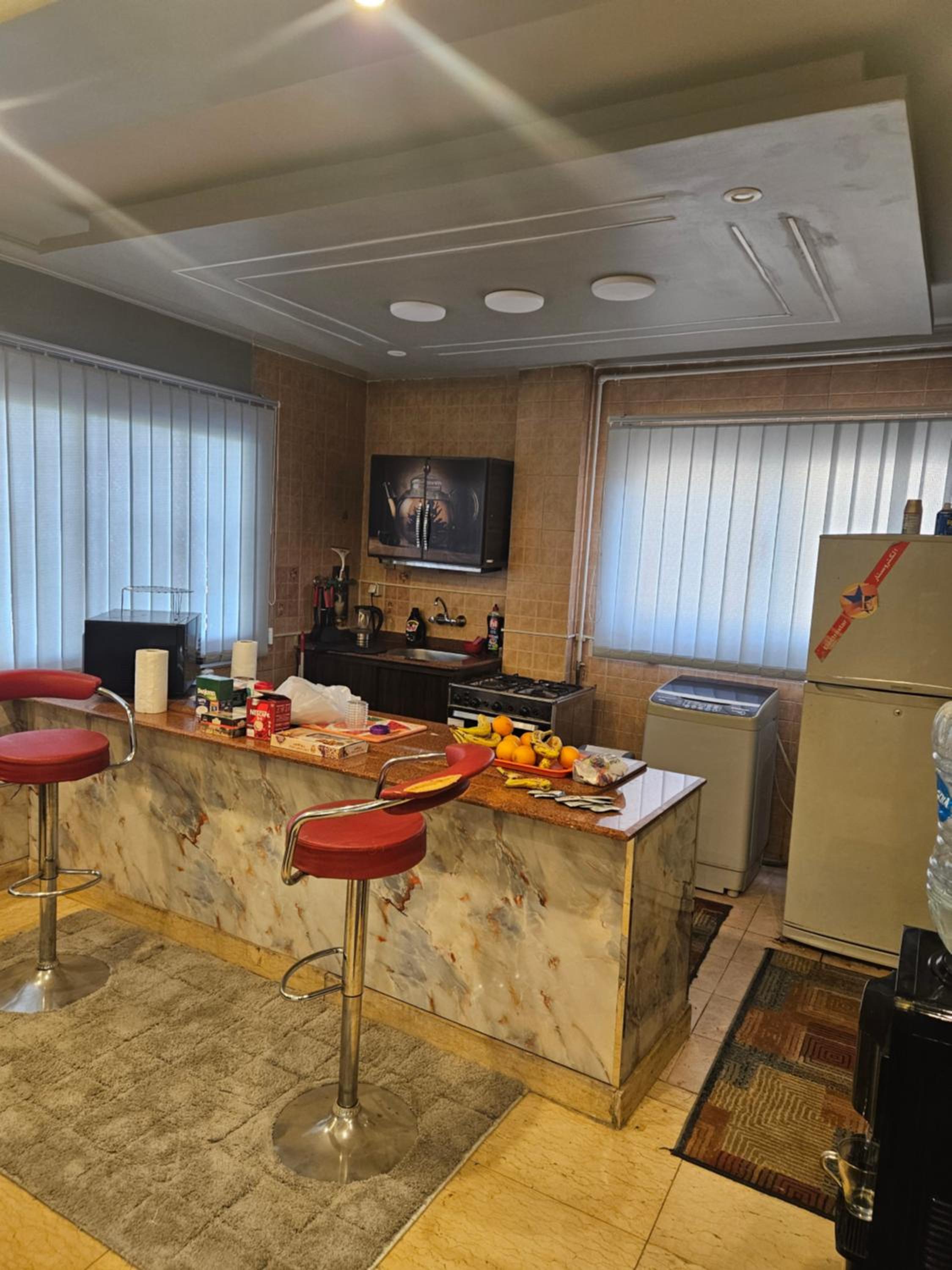 Nefartari pyramid apartment