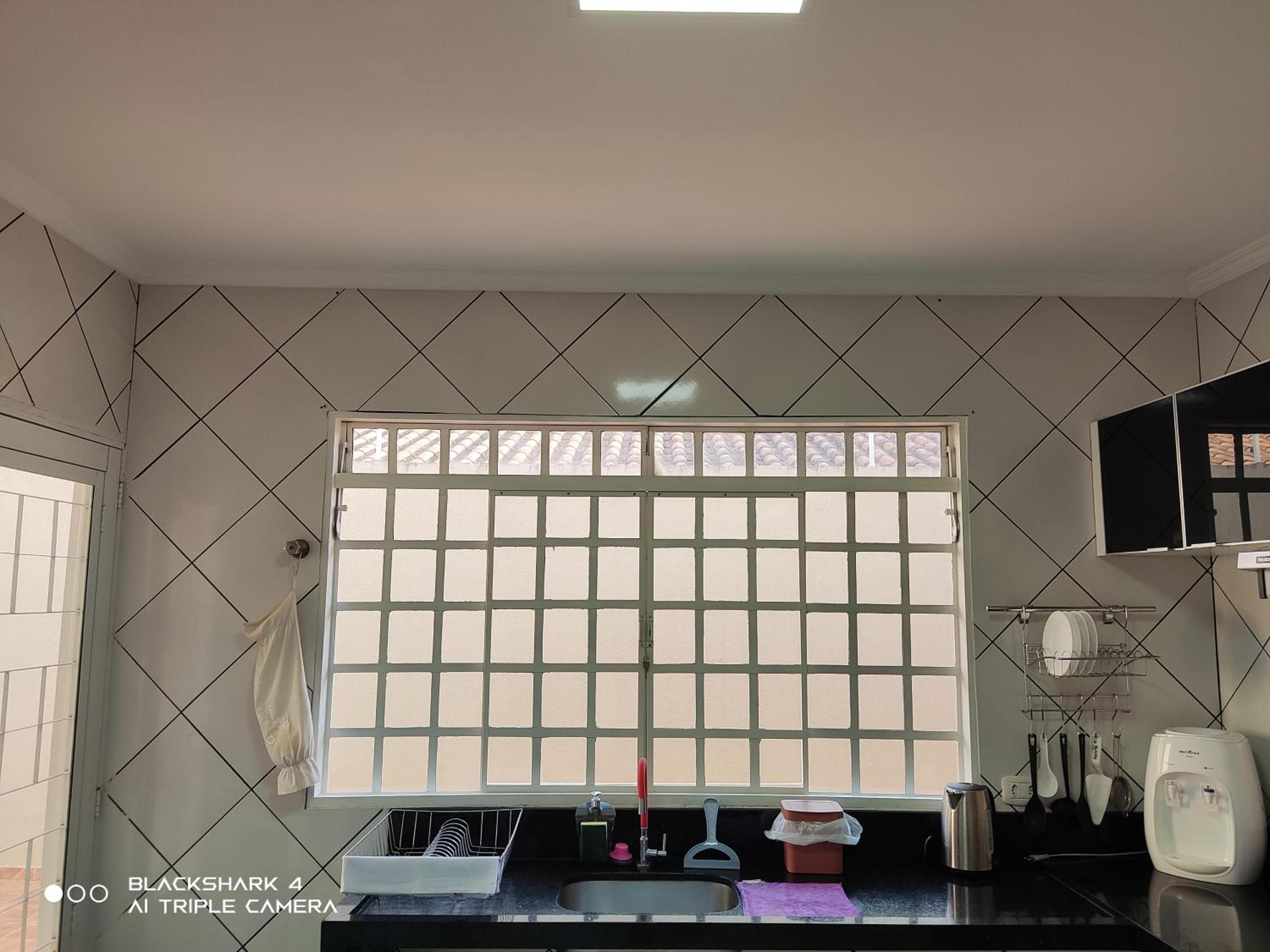 Casa Térrea 3 quartos, sendo 1 suíte Maringá