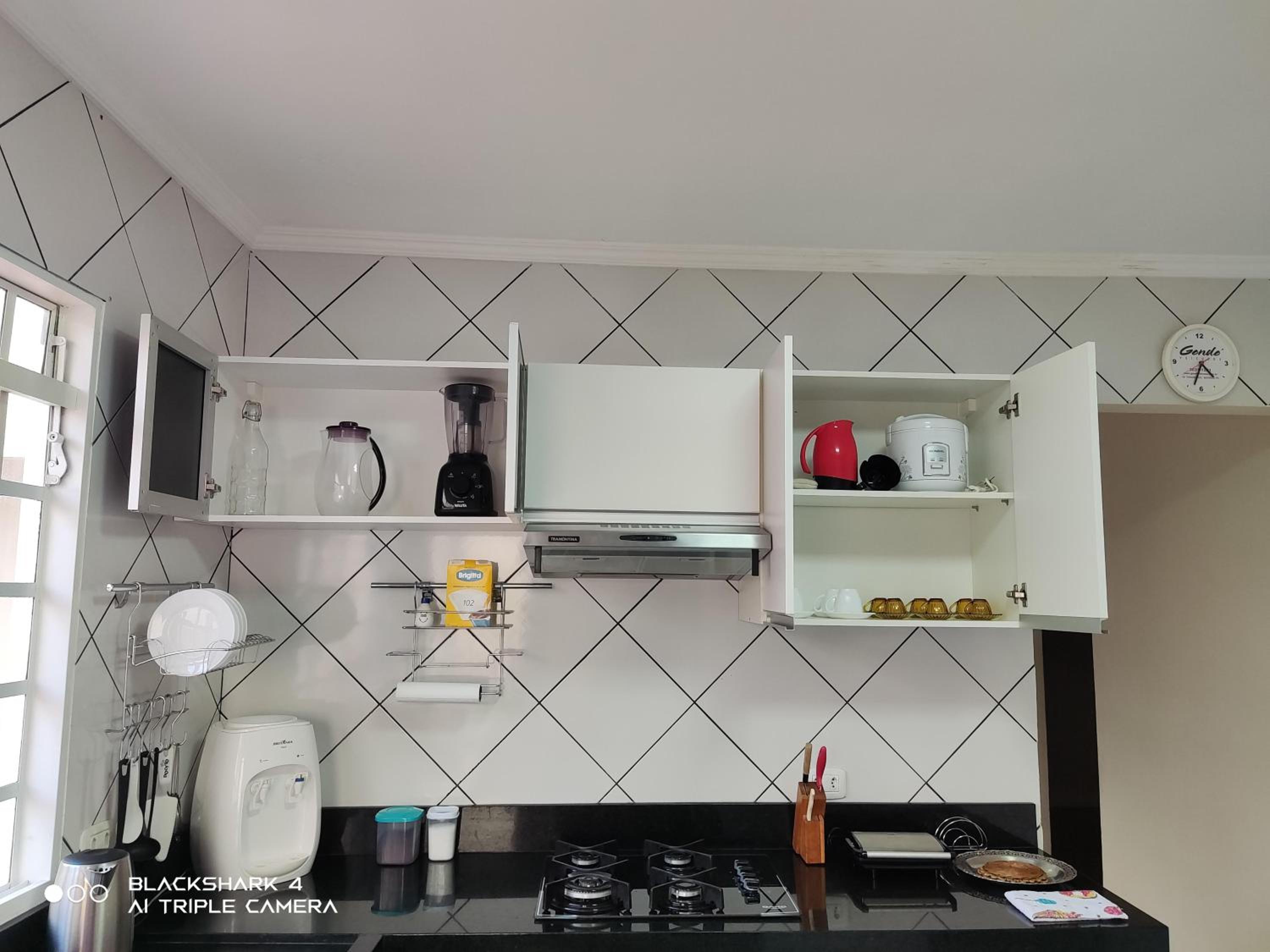 Casa Térrea 3 quartos, sendo 1 suíte Maringá