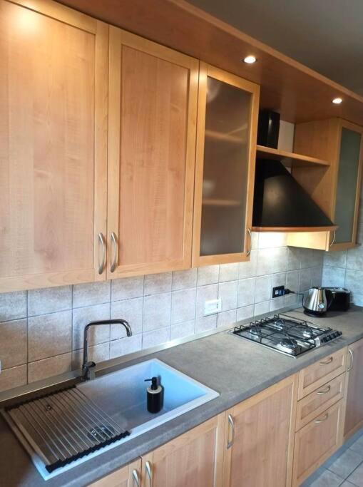 San Giovanni Rotondo Vacations - Spacious Vintage Style Apartment - Property Image 19