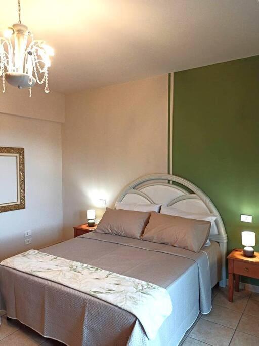San Giovanni Rotondo Vacations - Spacious Vintage Style Apartment - Property Image 10