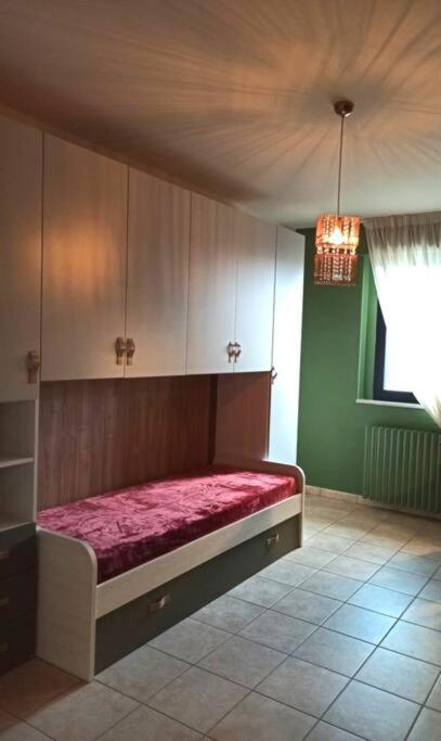 San Giovanni Rotondo Vacations - Spacious Vintage Style Apartment - Property Image 18