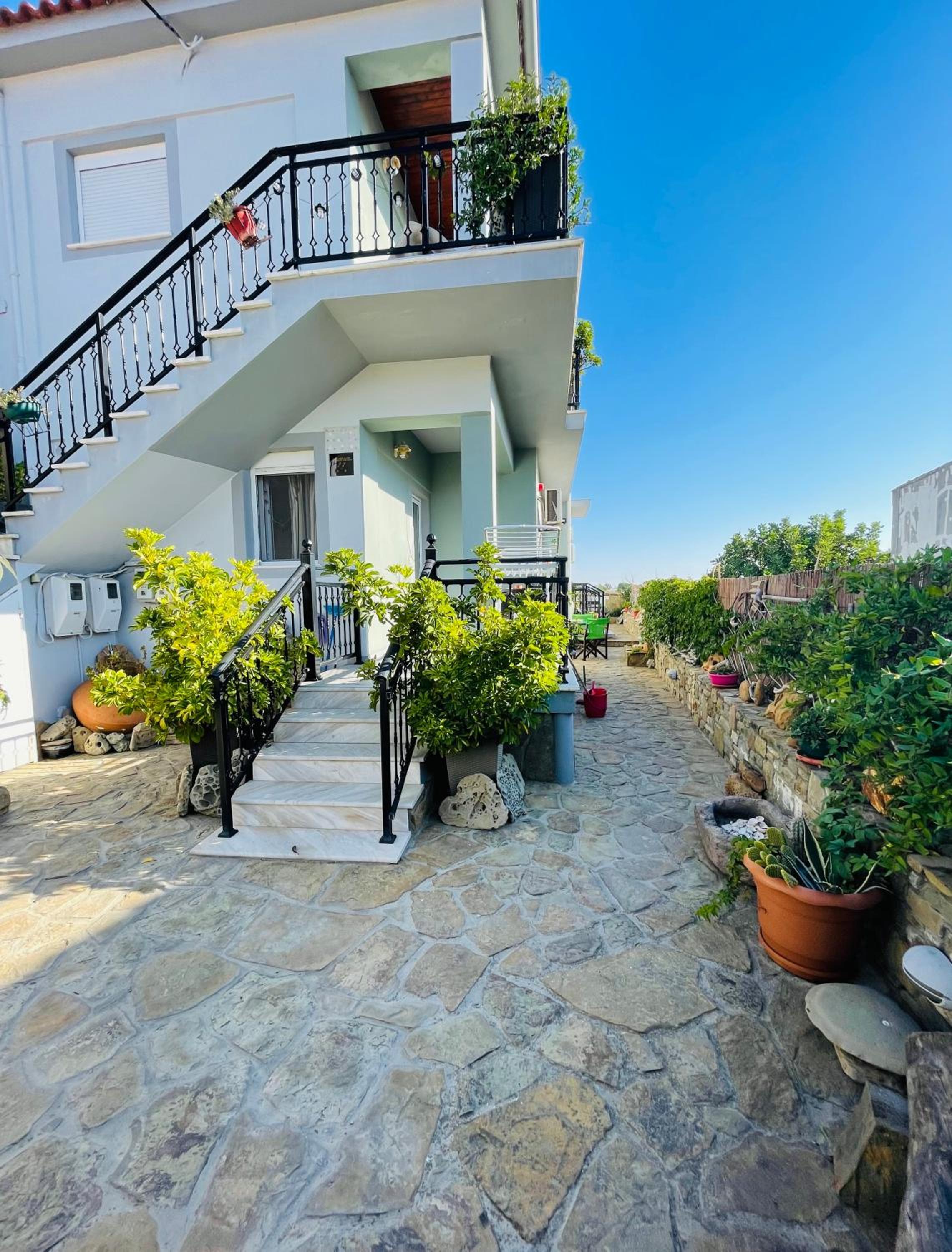 Fergani Apartments