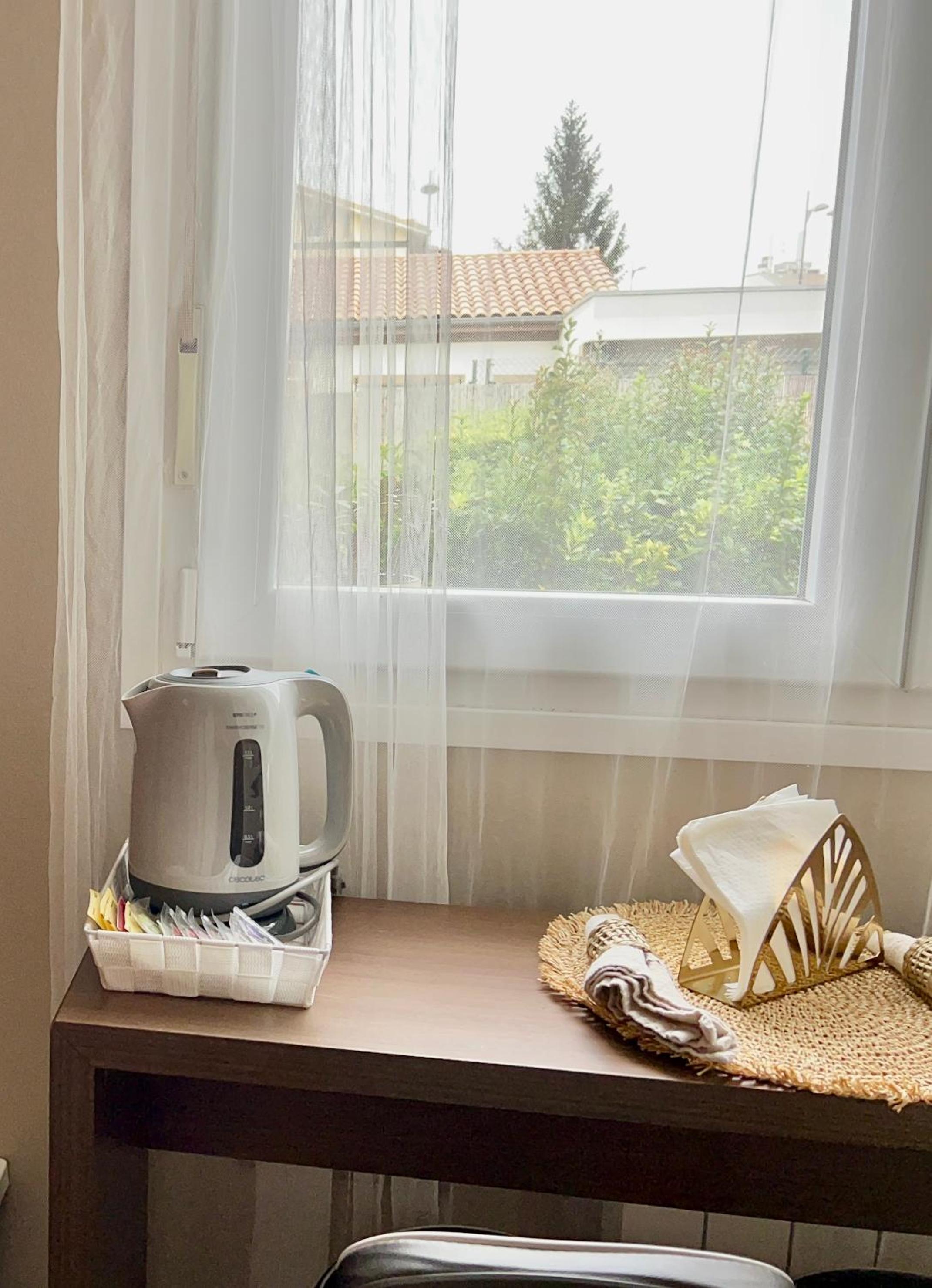APARTAMENTO NIK en casa chalet con parking y jardin