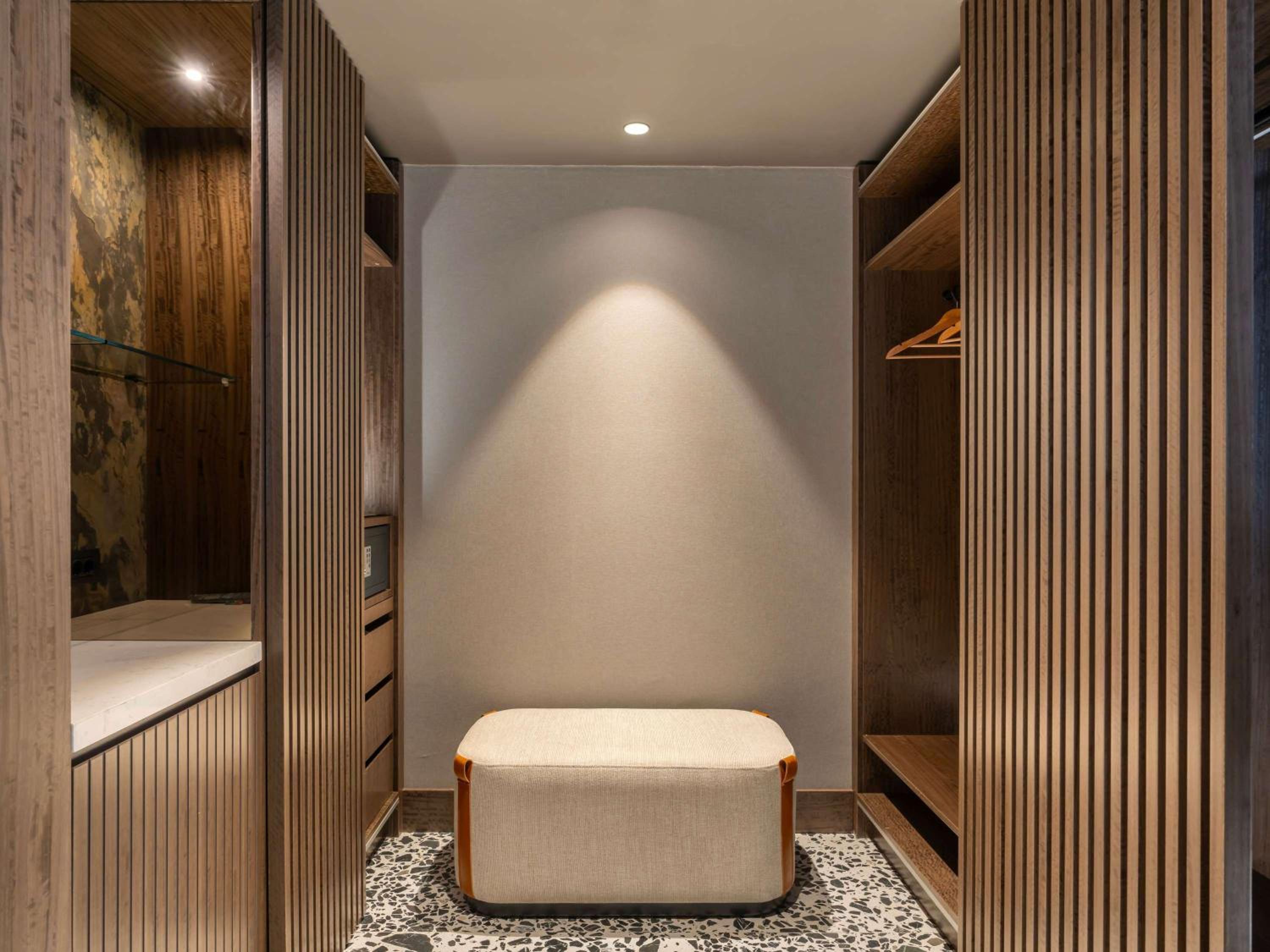 Mövenpick Hotel Istanbul Marmara Sea - Image 74