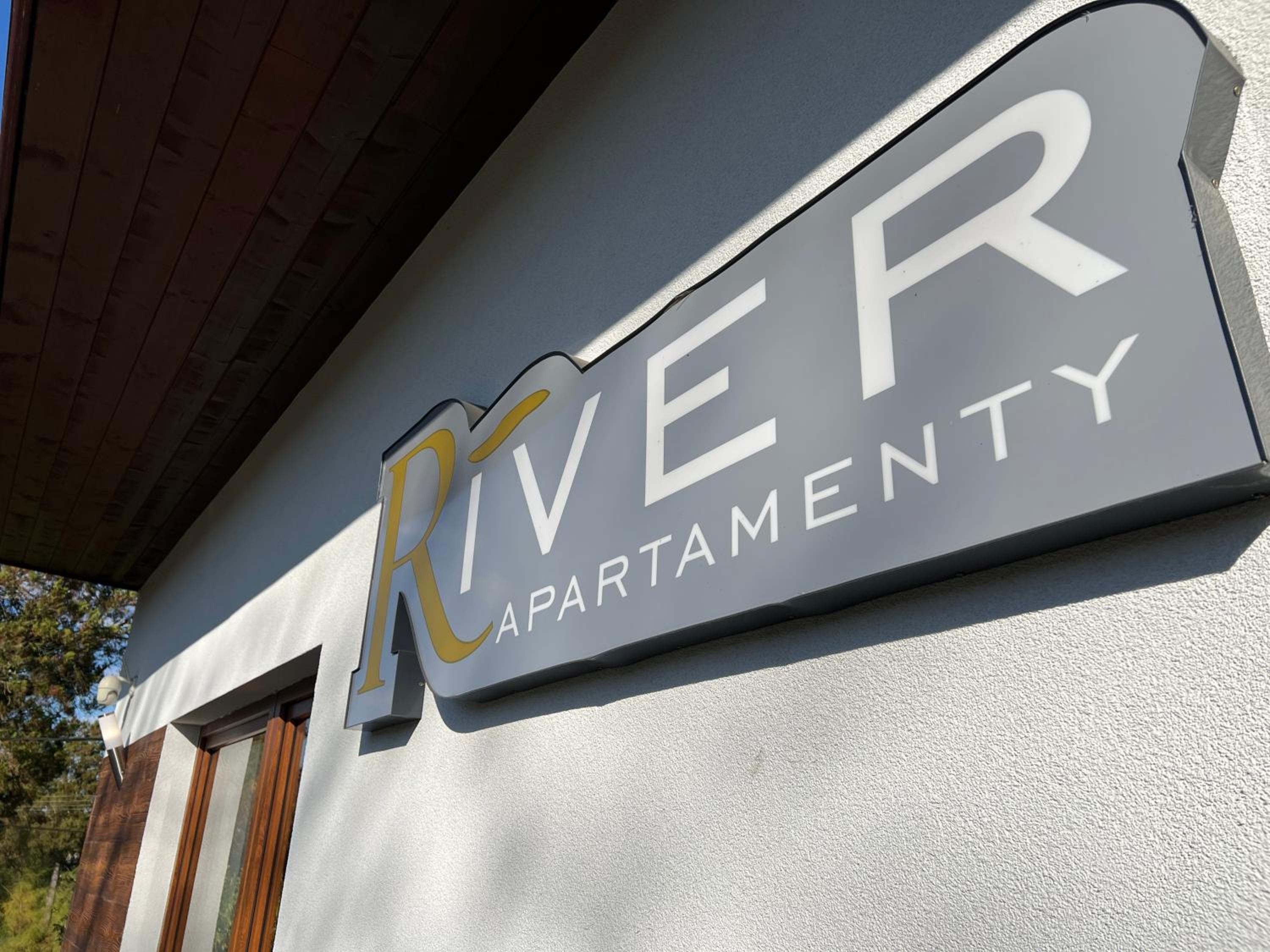 Apartamenty River