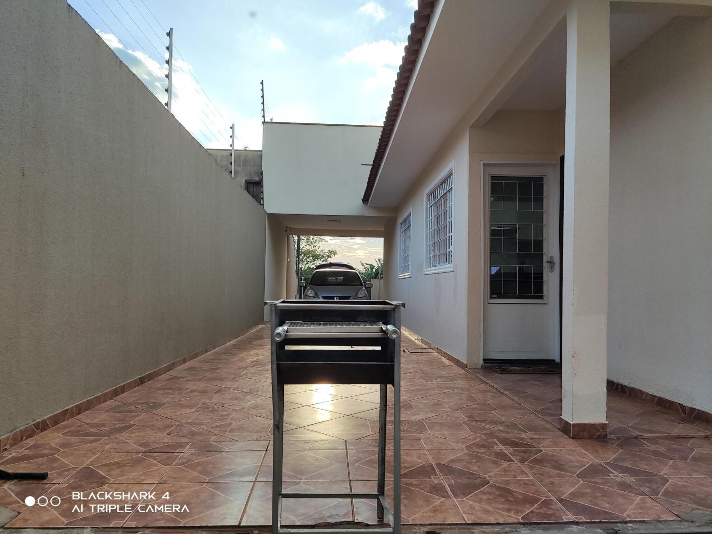 Casa Térrea 3 quartos, sendo 1 suíte Maringá