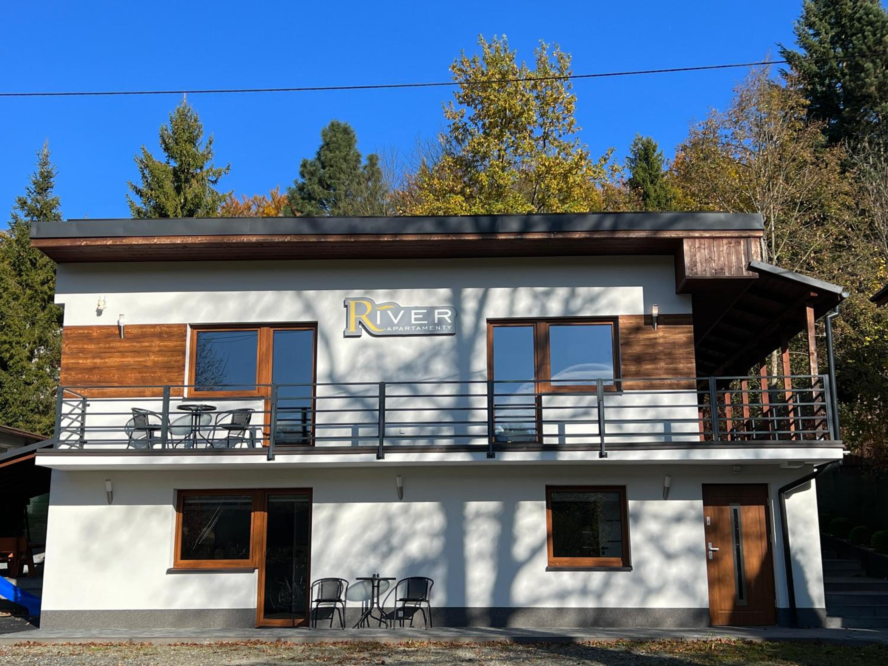 Apartamenty River
